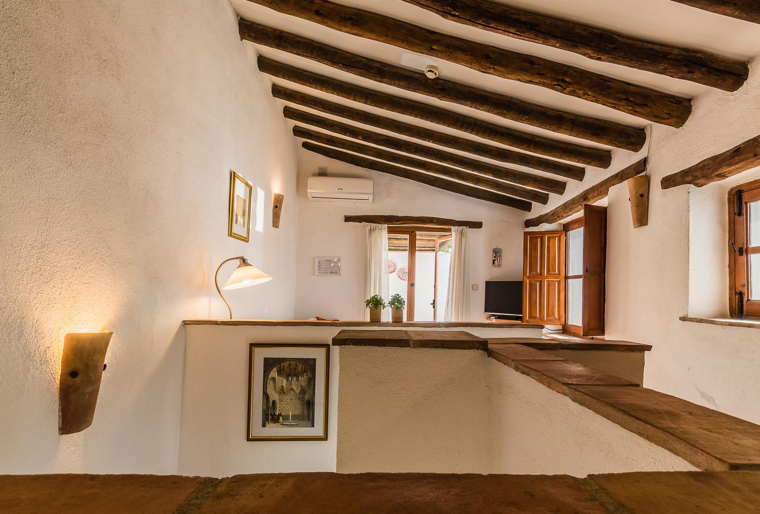 One-Bedroom House - Photo 3