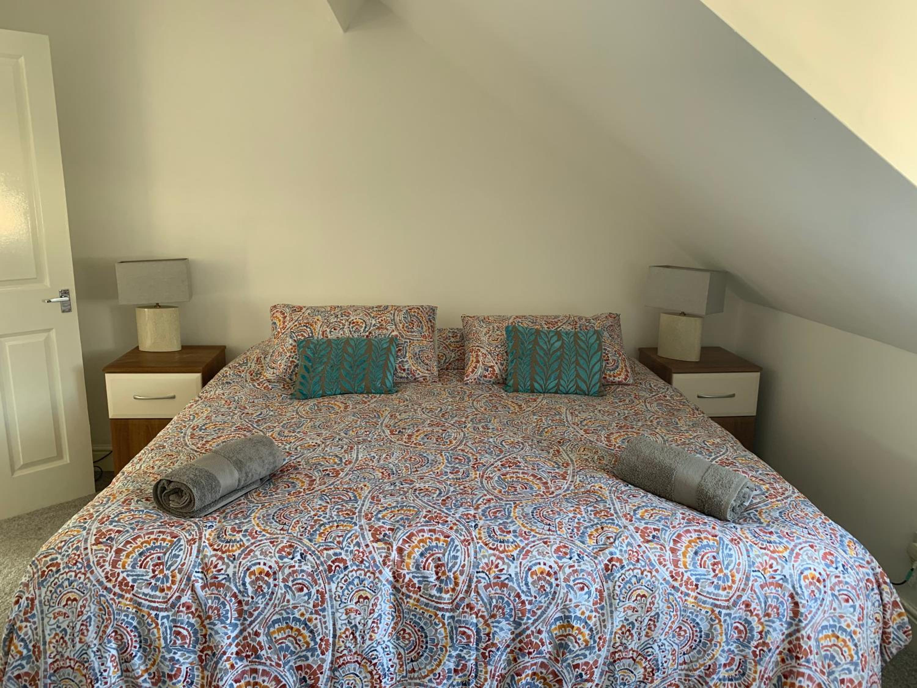 Three-Bedroom House - Photo 37