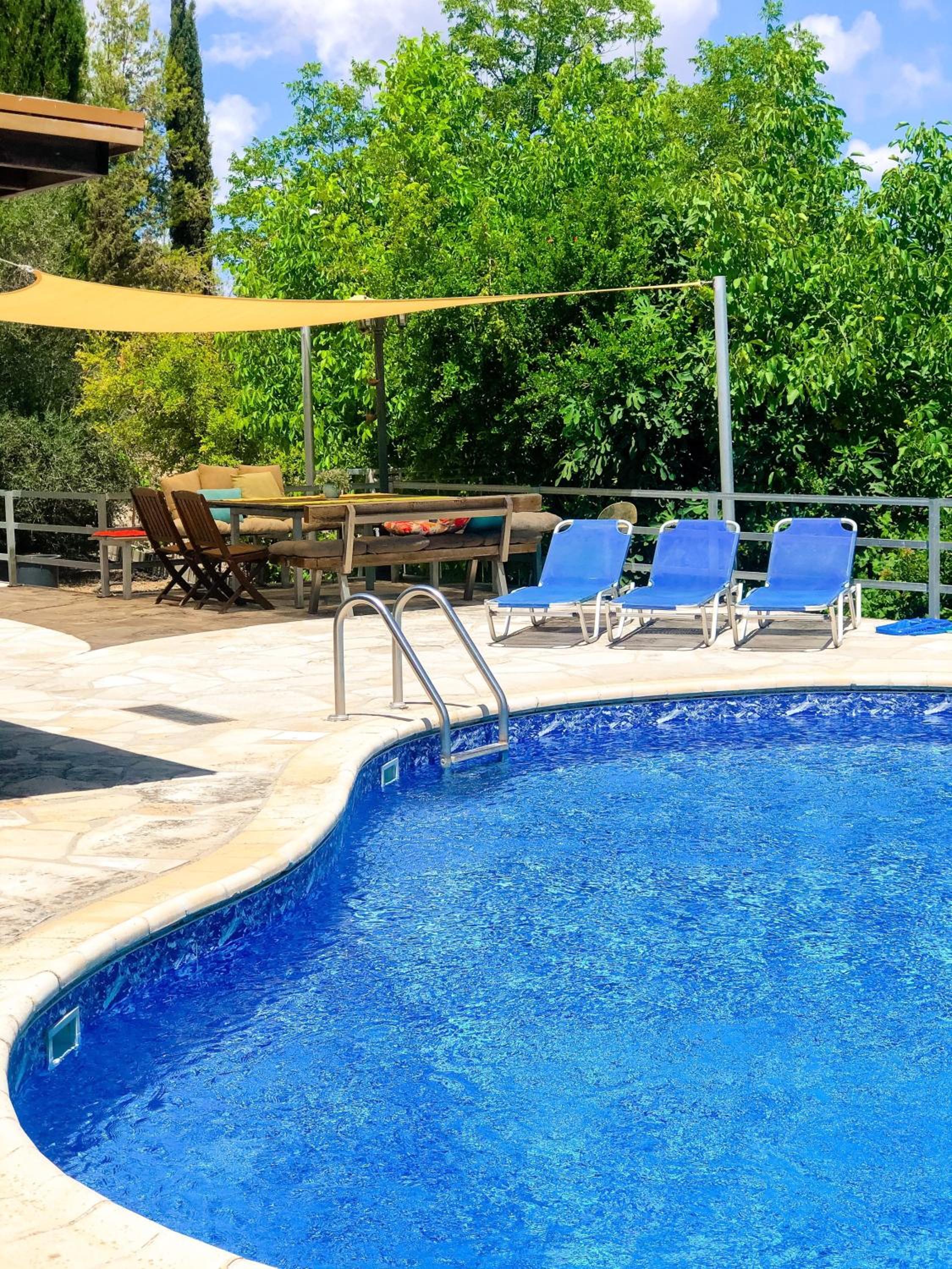 Villa with Private Pool - Photo 16