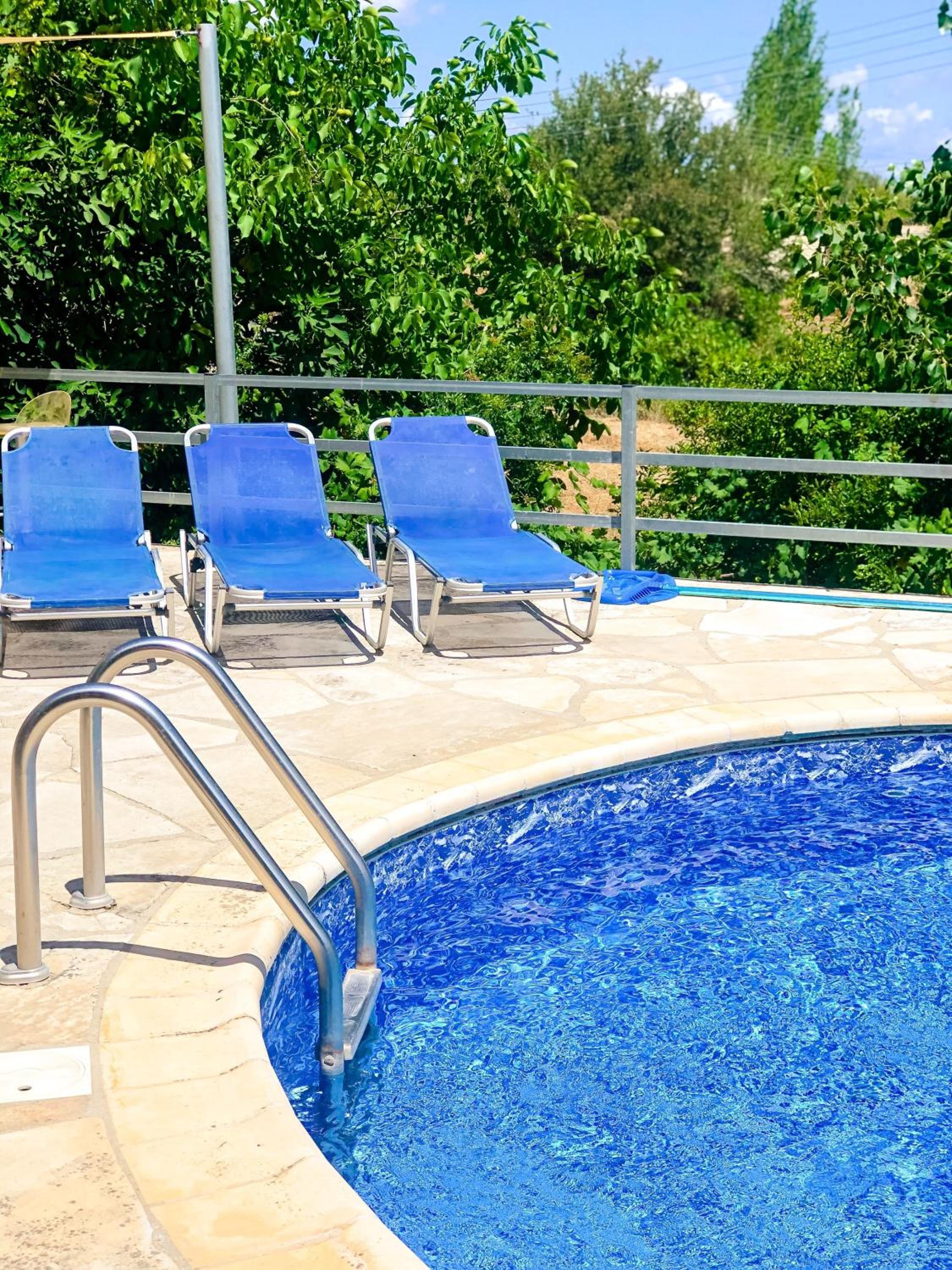 Villa with Private Pool - Photo 19