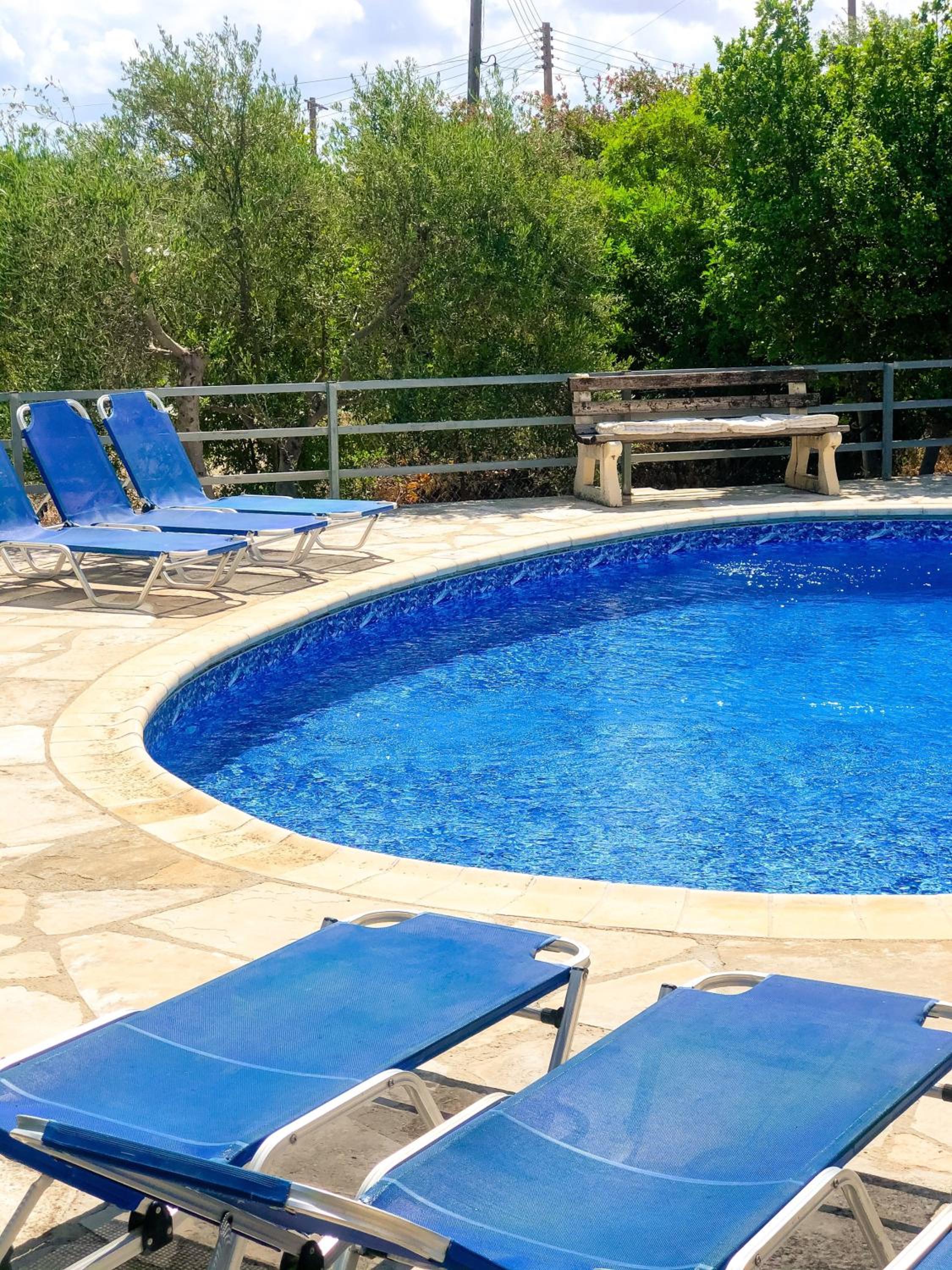 Villa with Private Pool - Photo 43