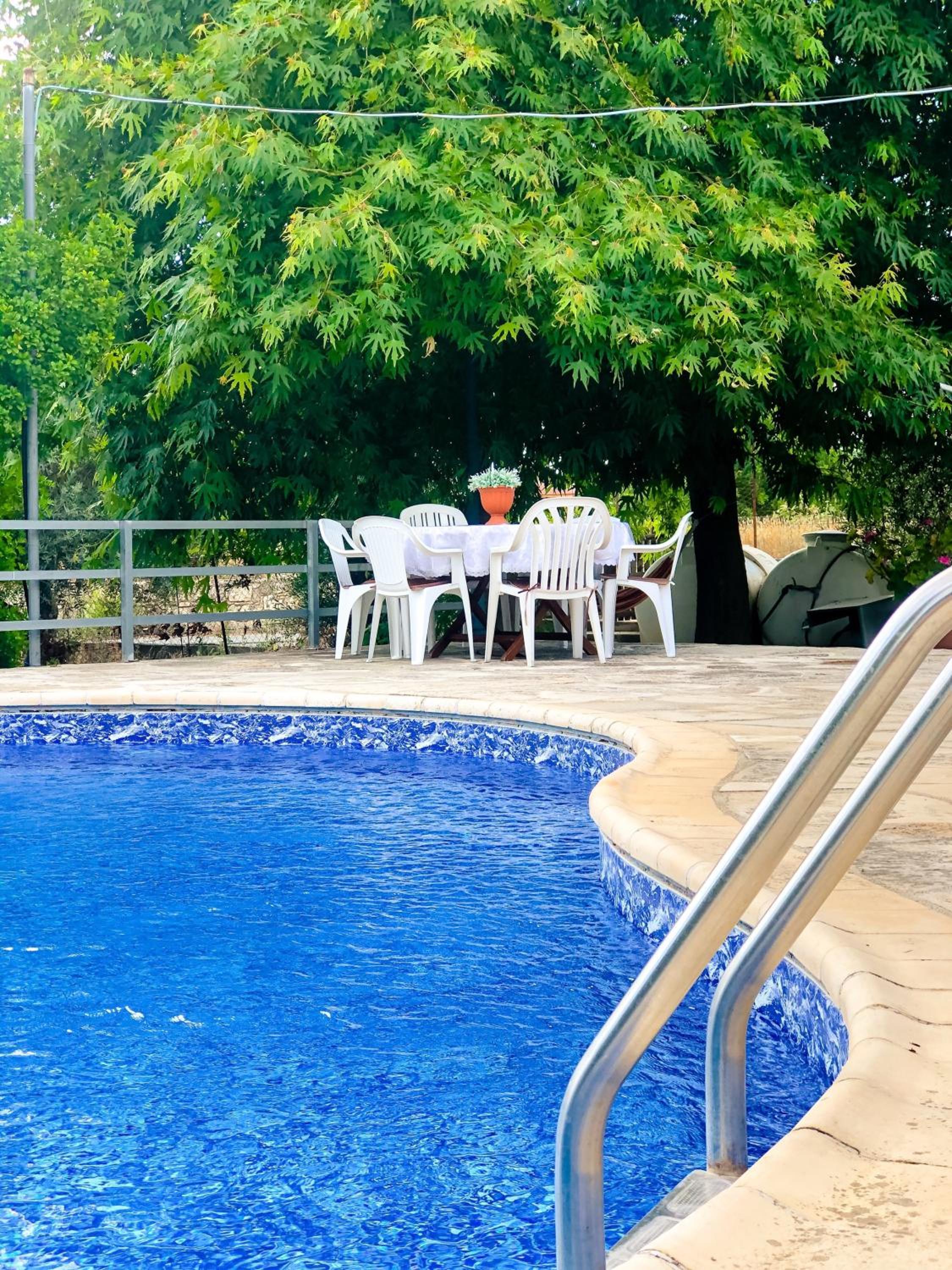Villa with Private Pool - Photo 61
