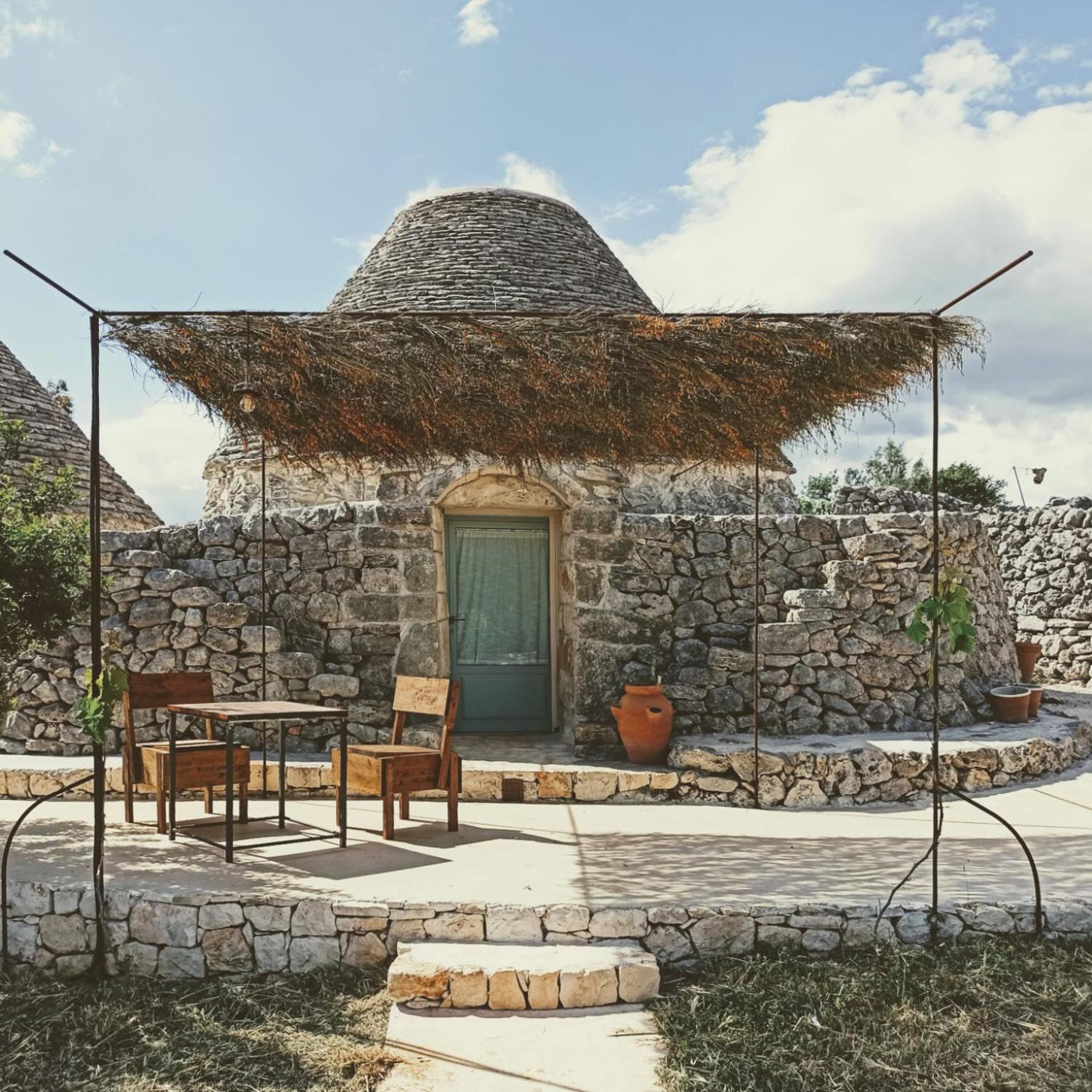 Double Room with Patio - Photo 14