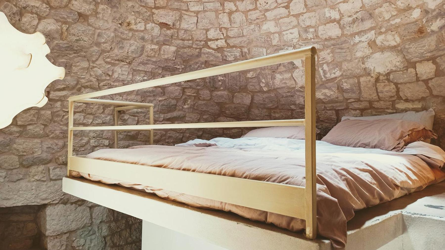 Double Room with Patio - Photo 6