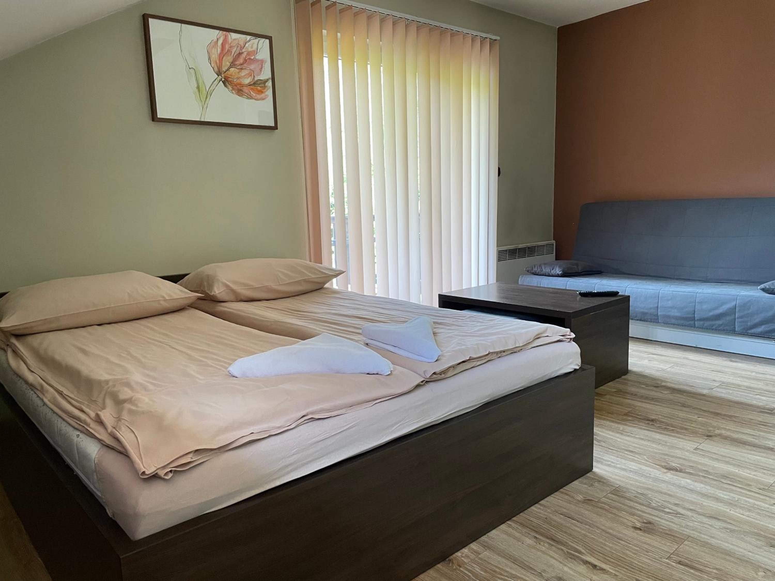 Quadruple Room with Terrace - Photo 18