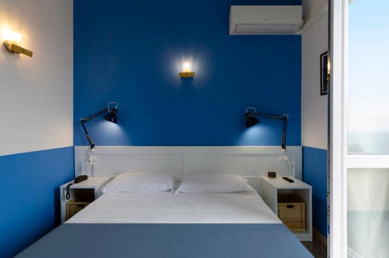 Double Room with Sea View photo 3
