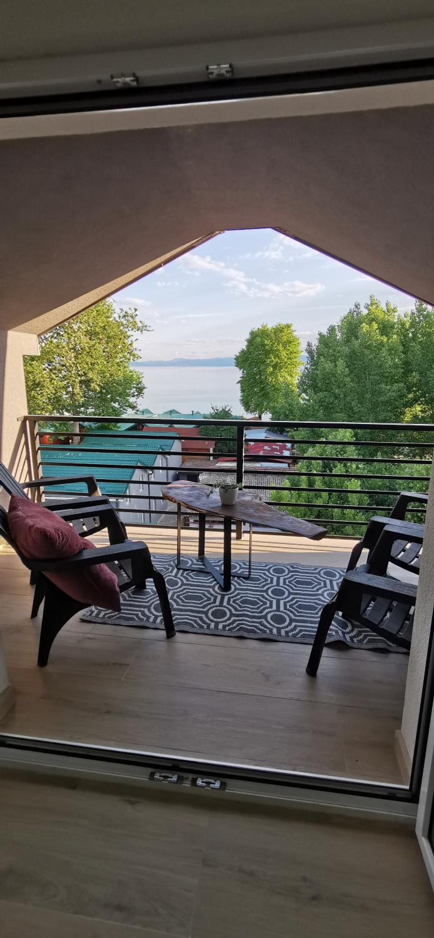 Suite with Lake View - Photo 6
