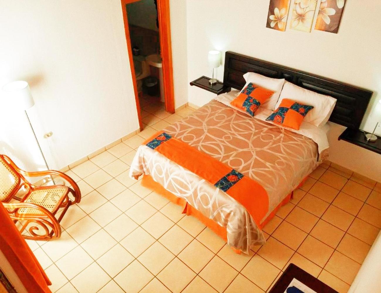 Deluxe Queen Room