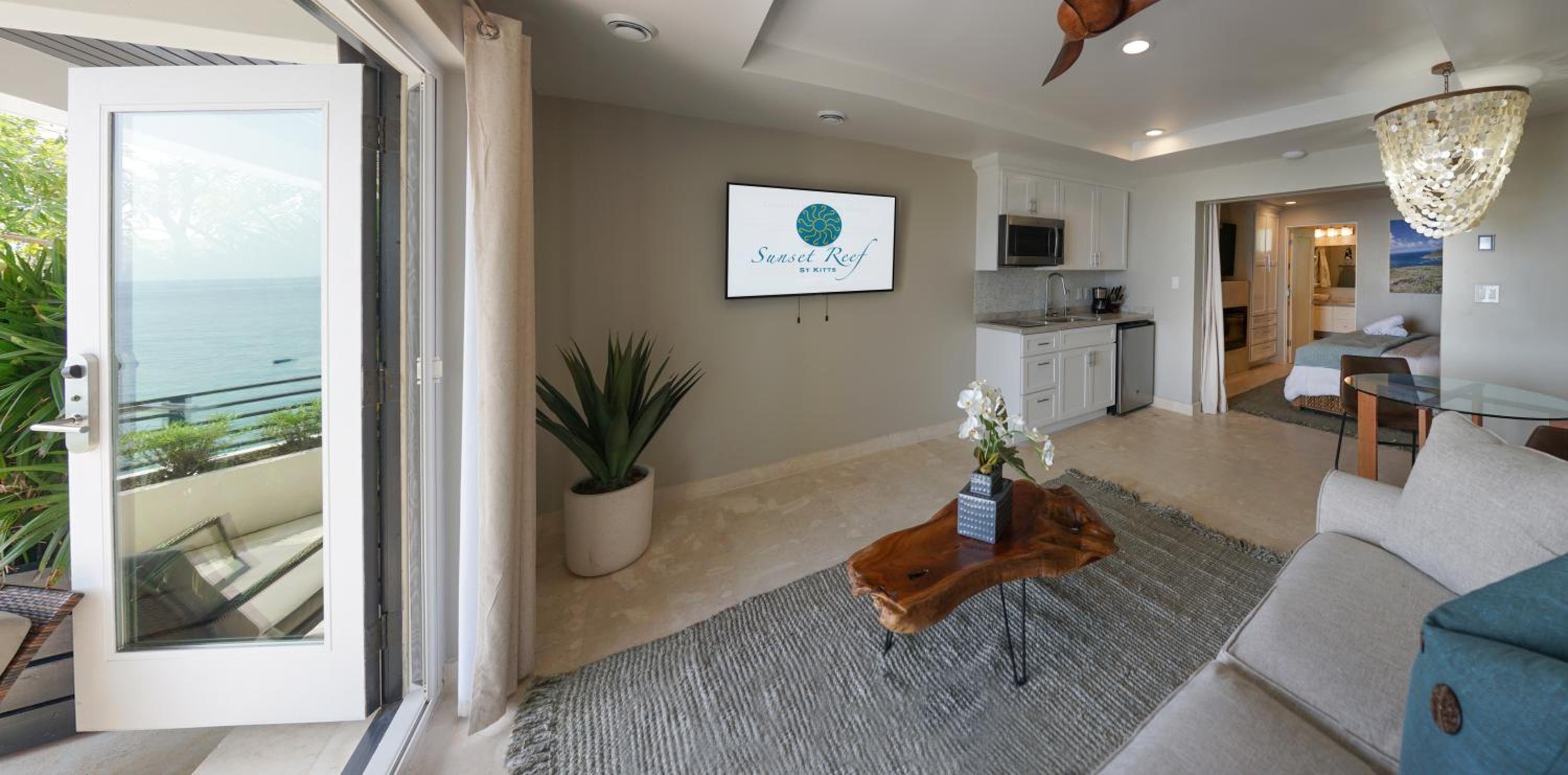 King Suite with Sea View