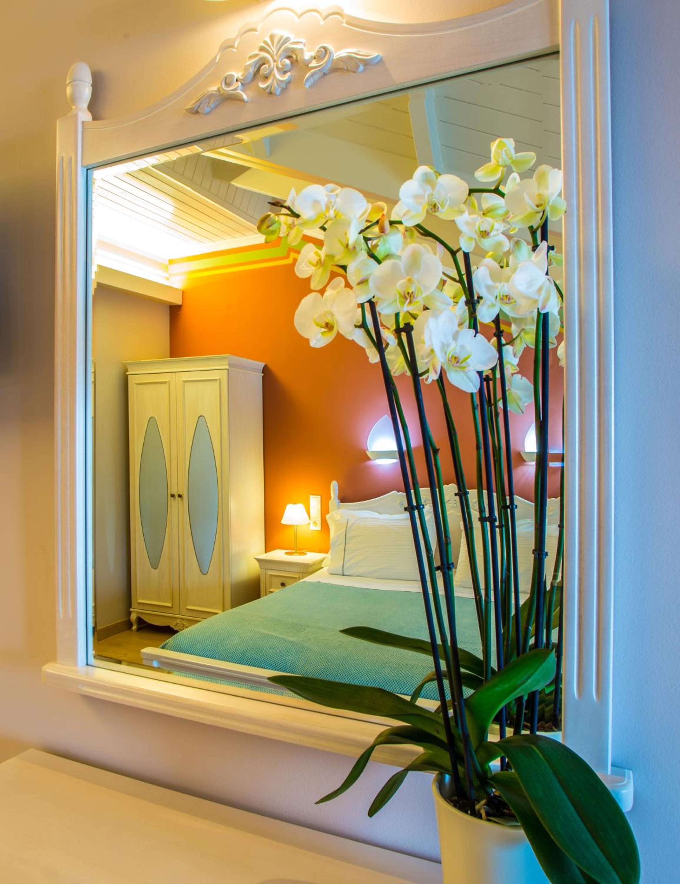 Attic Double Room with Sea View - Photo 8
