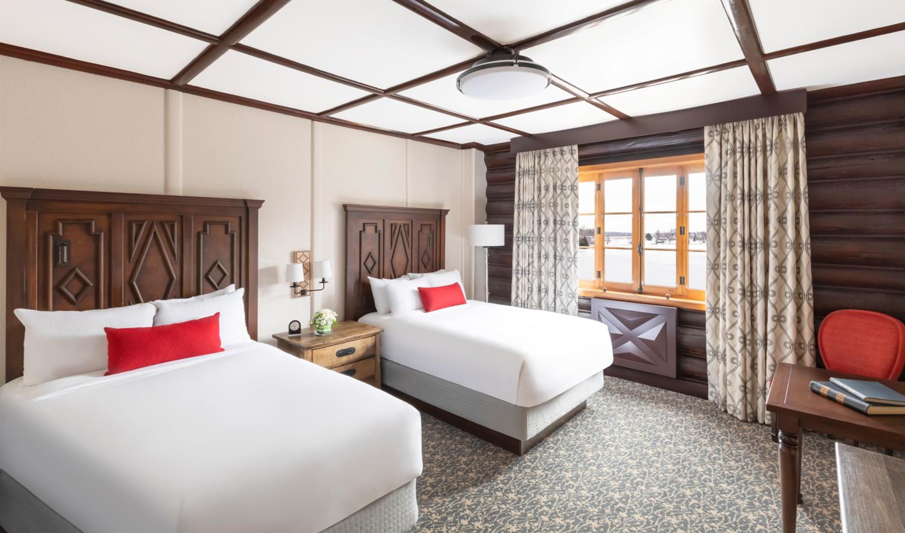 Fairmont Luxury Room with 2 Double Beds - Photo 1