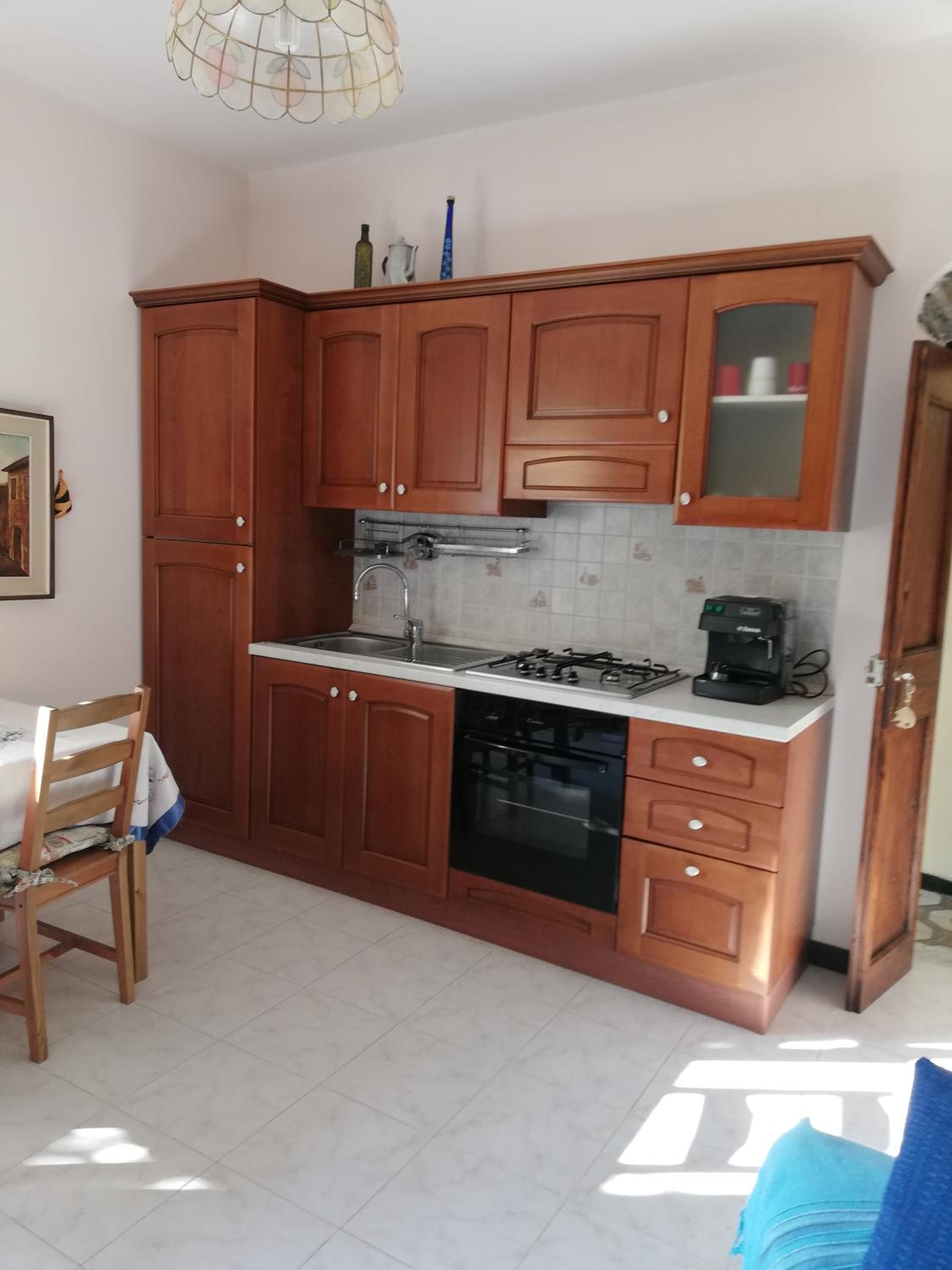 Studio Apartment - Photo 32