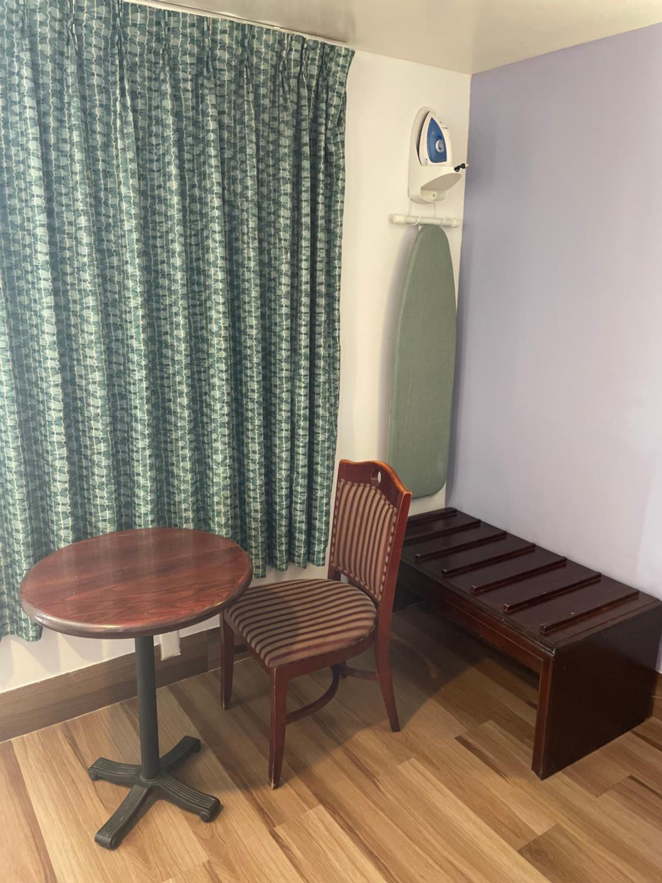 King Room - Non-Smoking photo 3