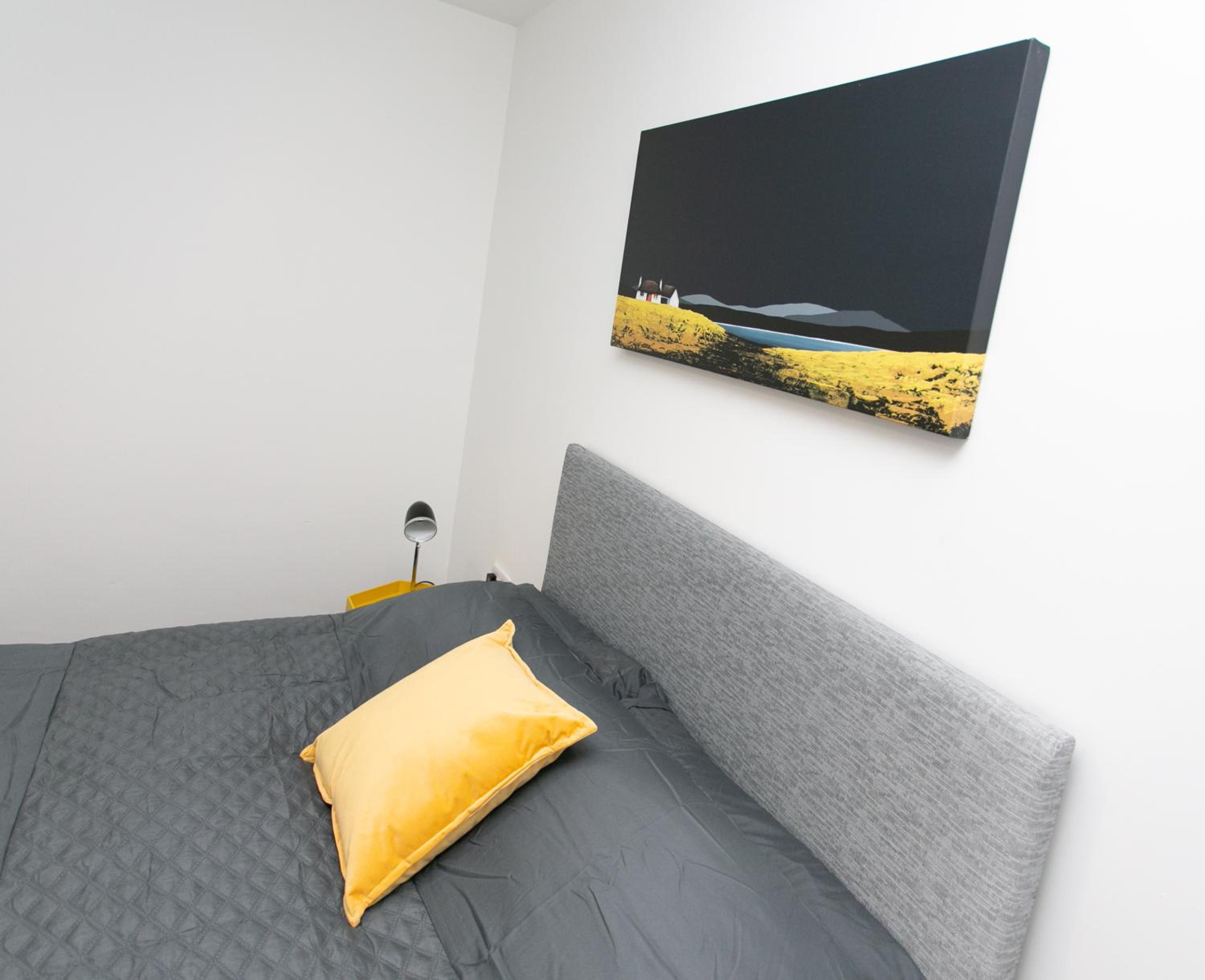 Deluxe Apartment photo 2
