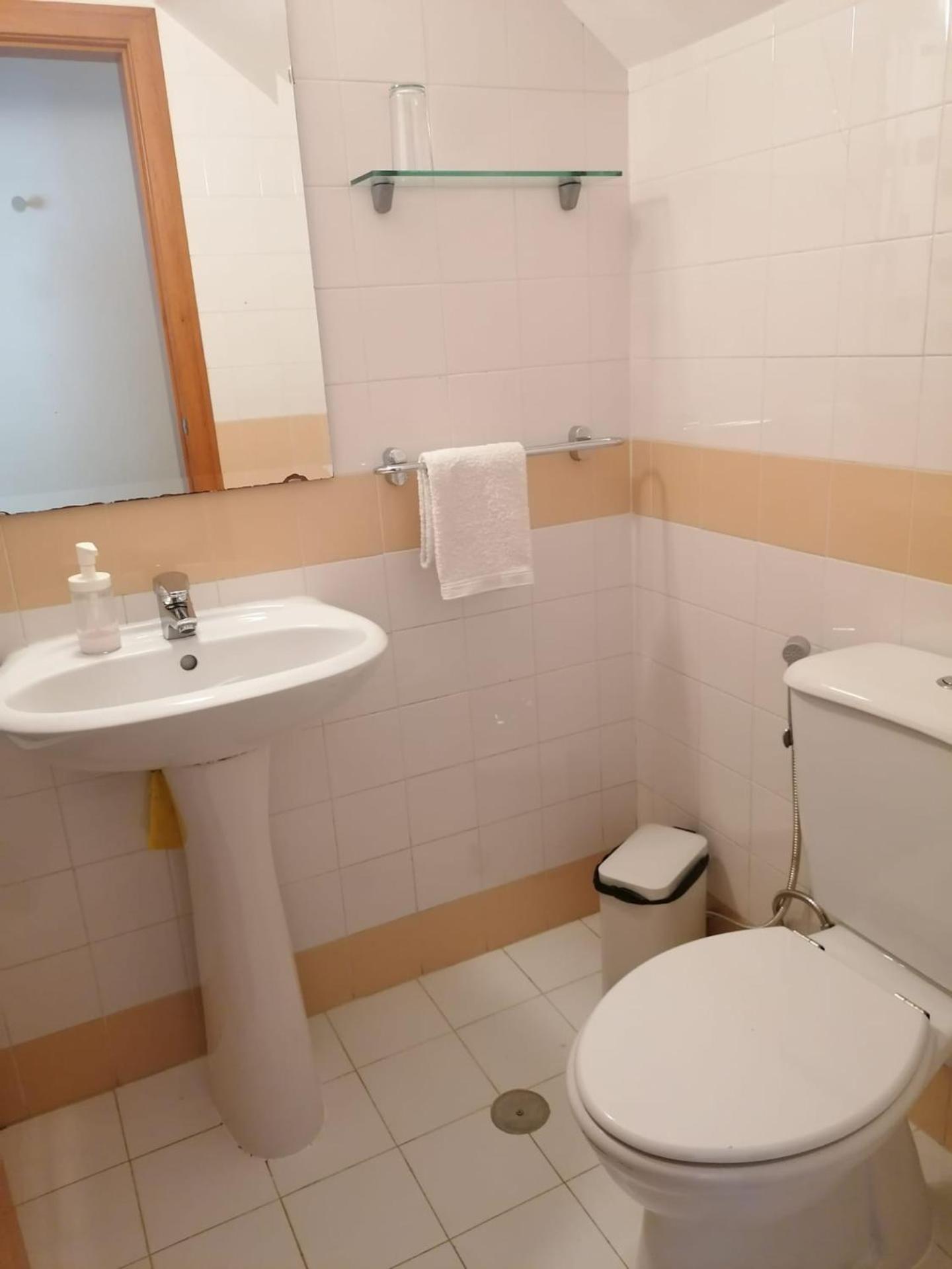 One-Bedroom House photo 3