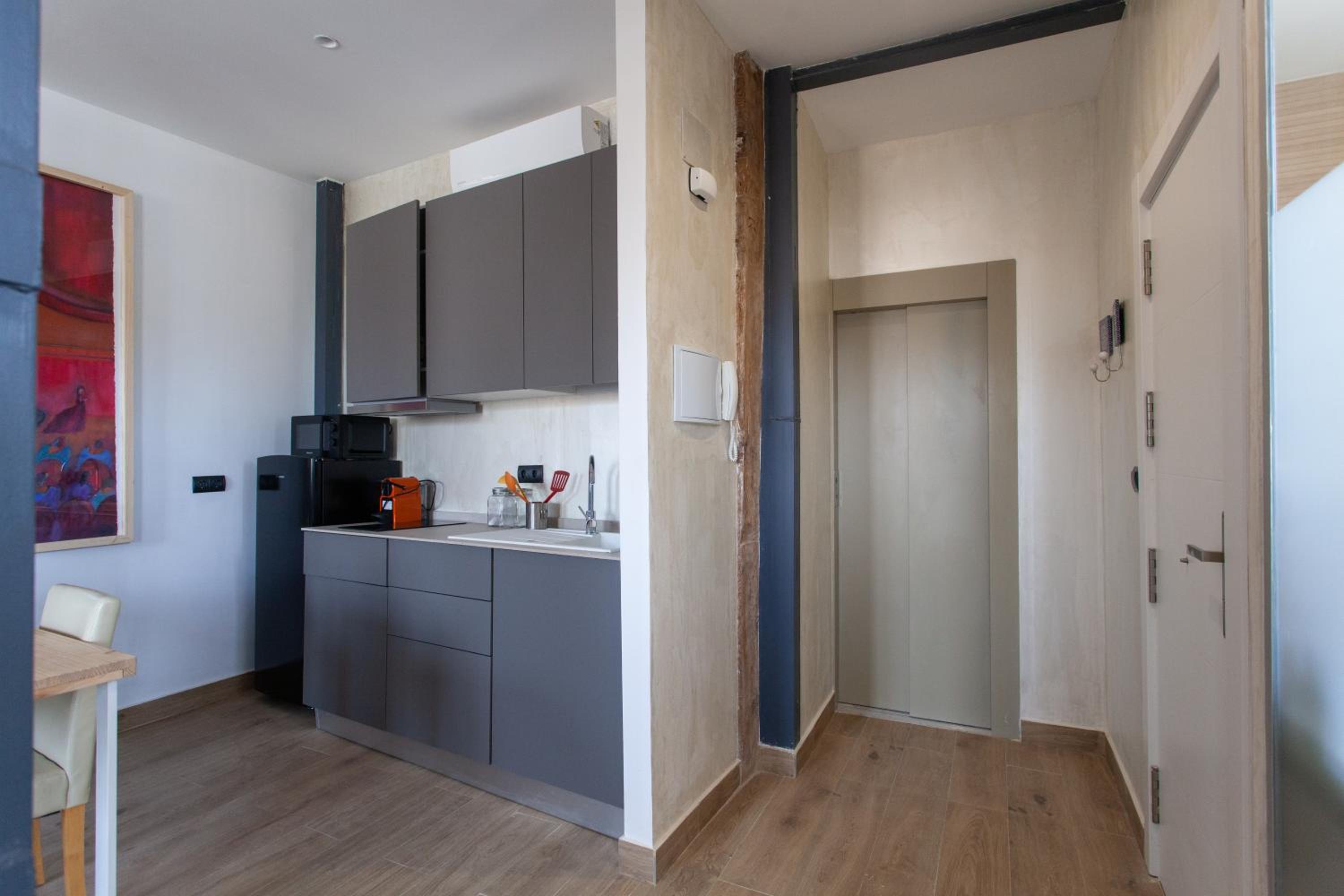 Superior Apartment - Photo 6
