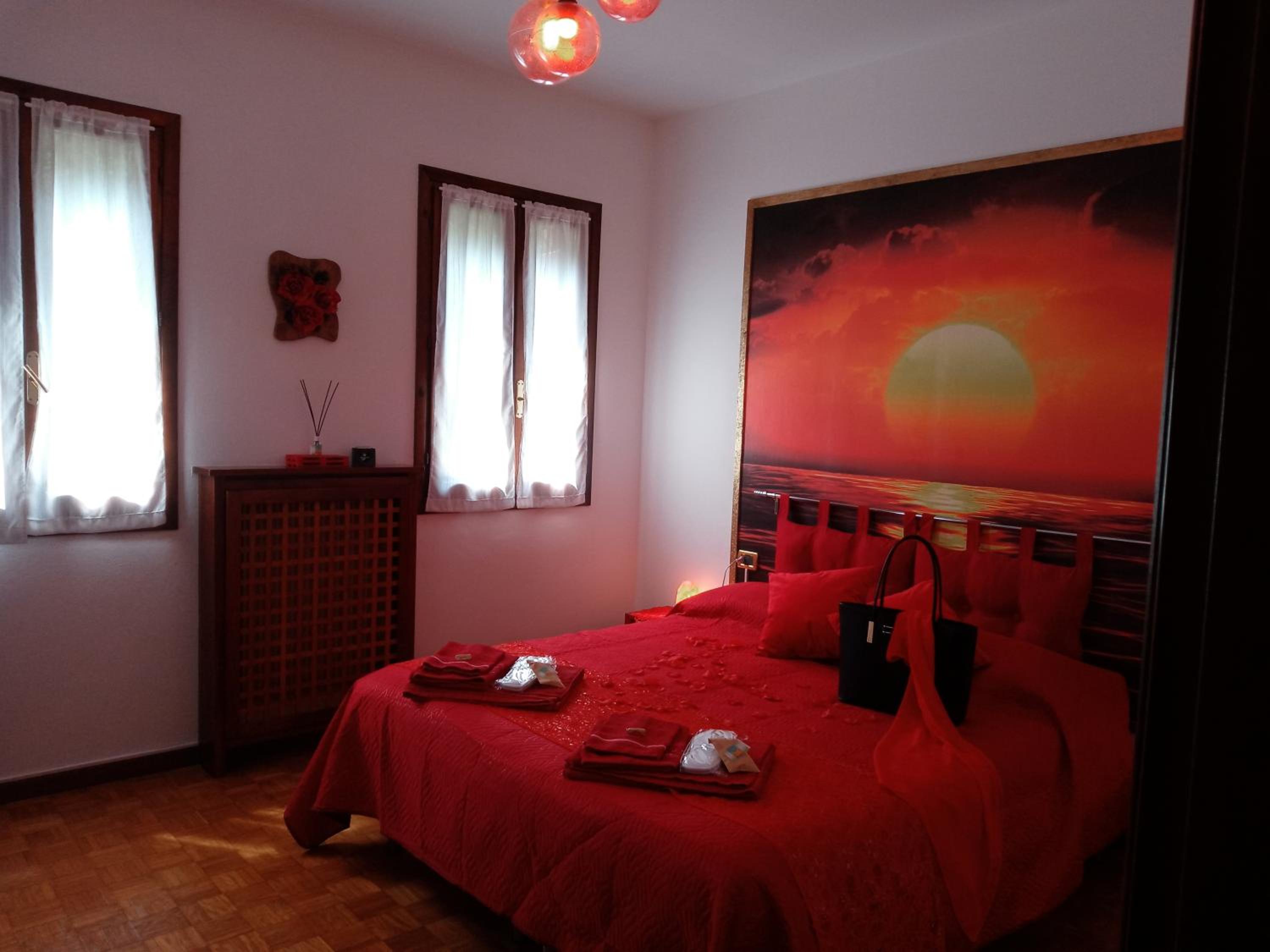 Two-Bedroom Apartment - Photo 33