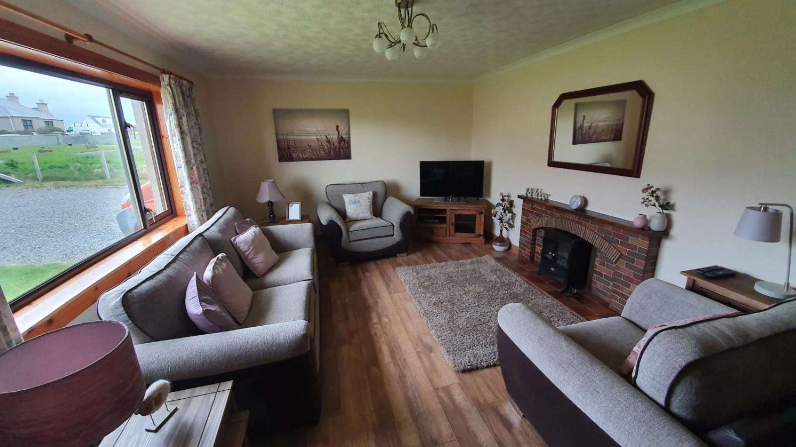 Three-Bedroom House photo 1