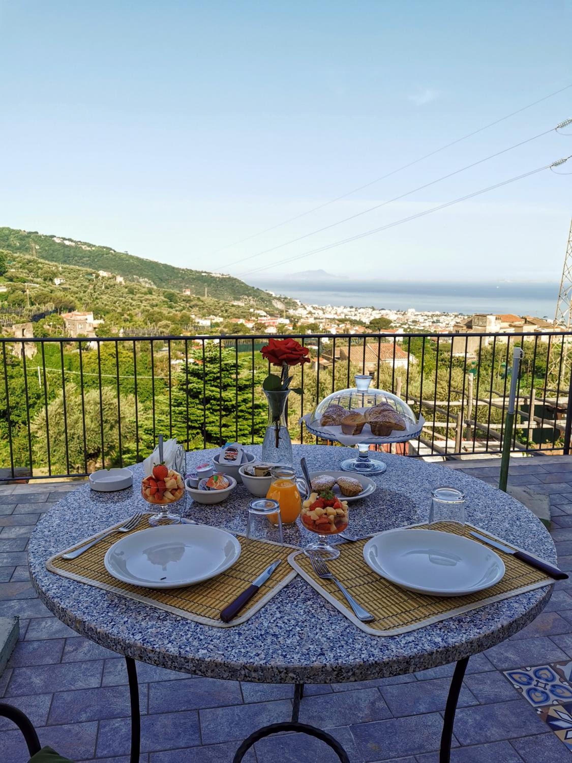 King Room with Sea View - Photo 23
