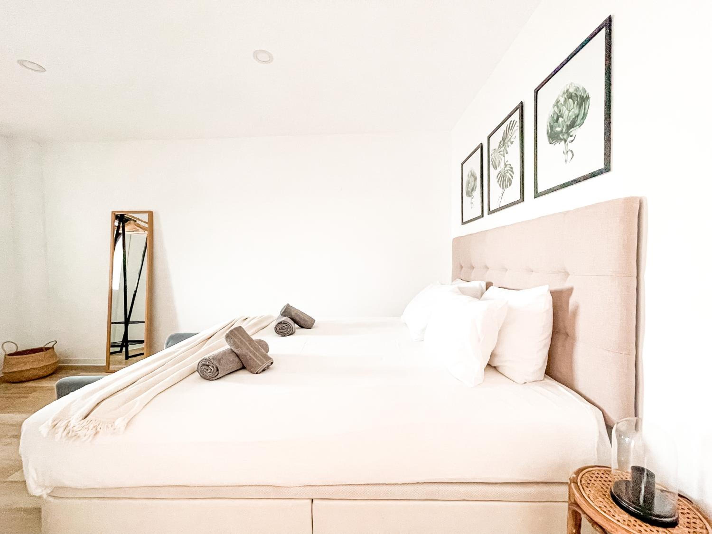 Studio Apartment With Sea View