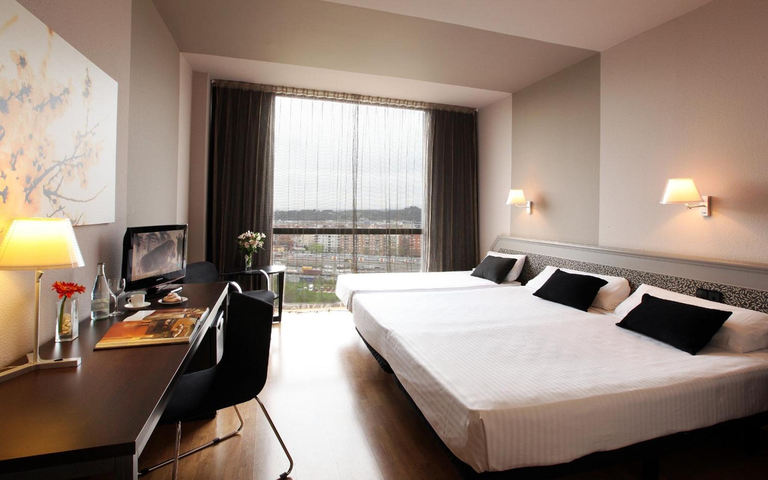 Double Room with Extra Bed - Photo 1
