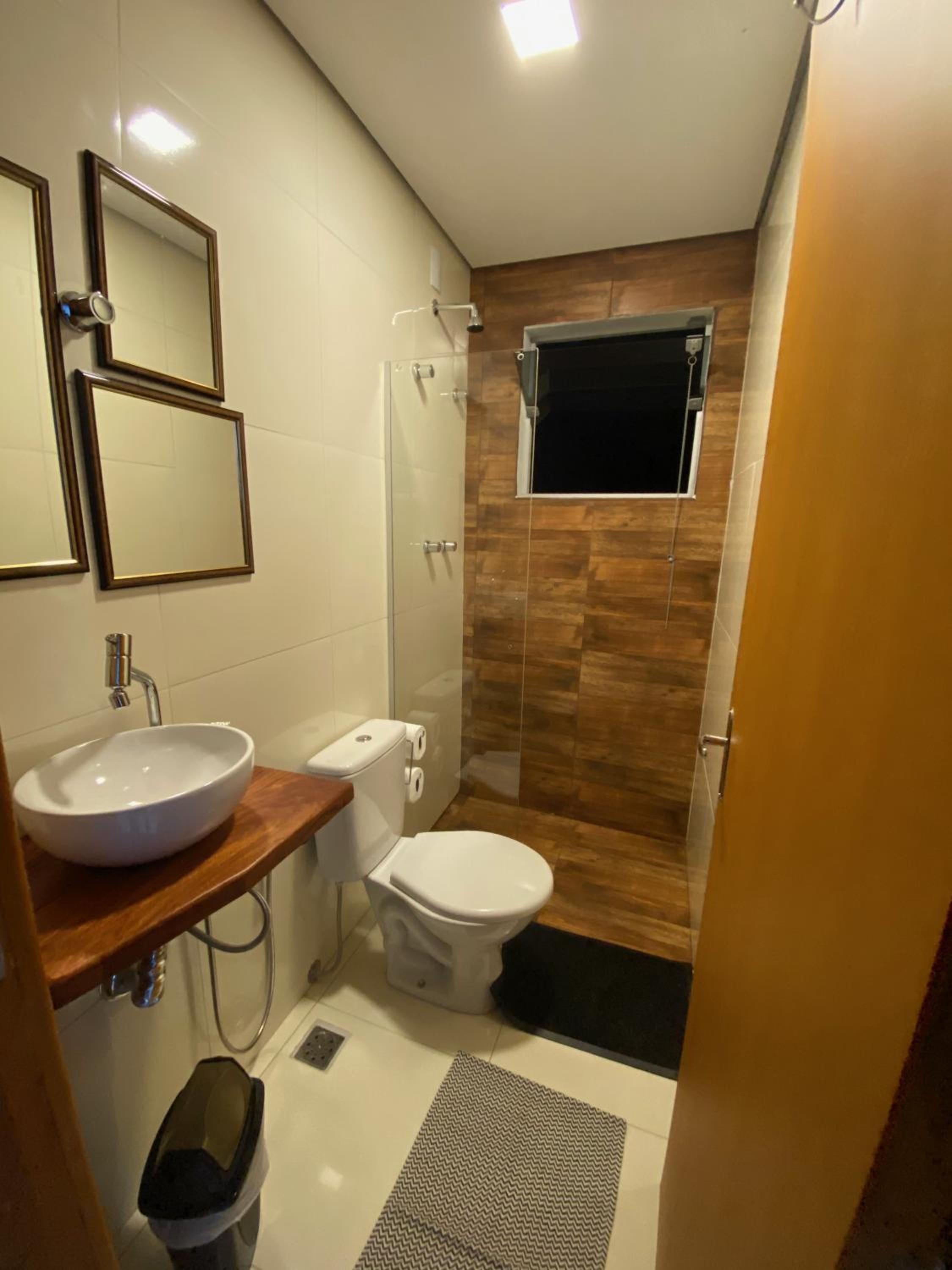 King Suite with Balcony photo 3