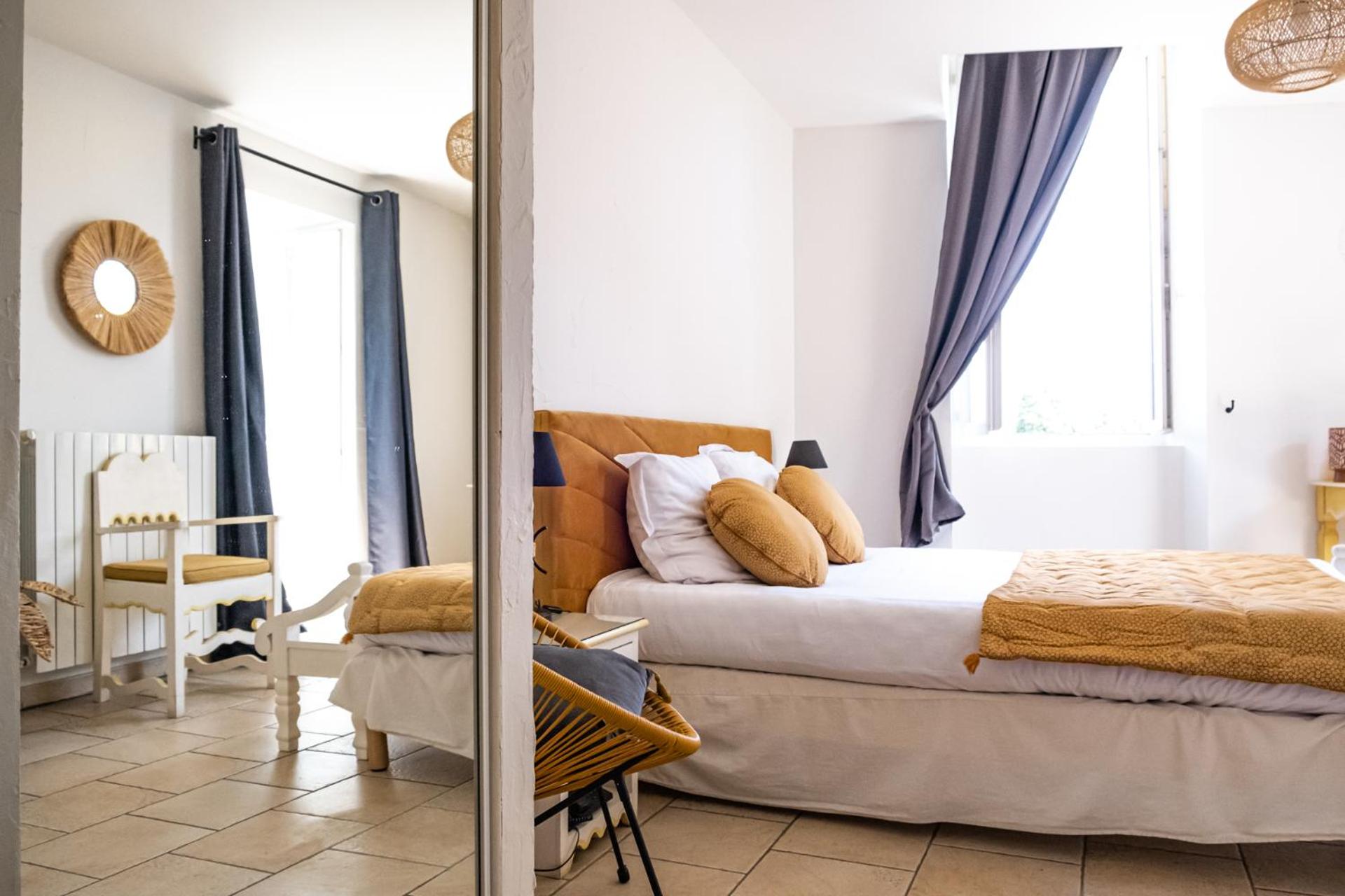 Superior Double or Twin Room - Photo 7