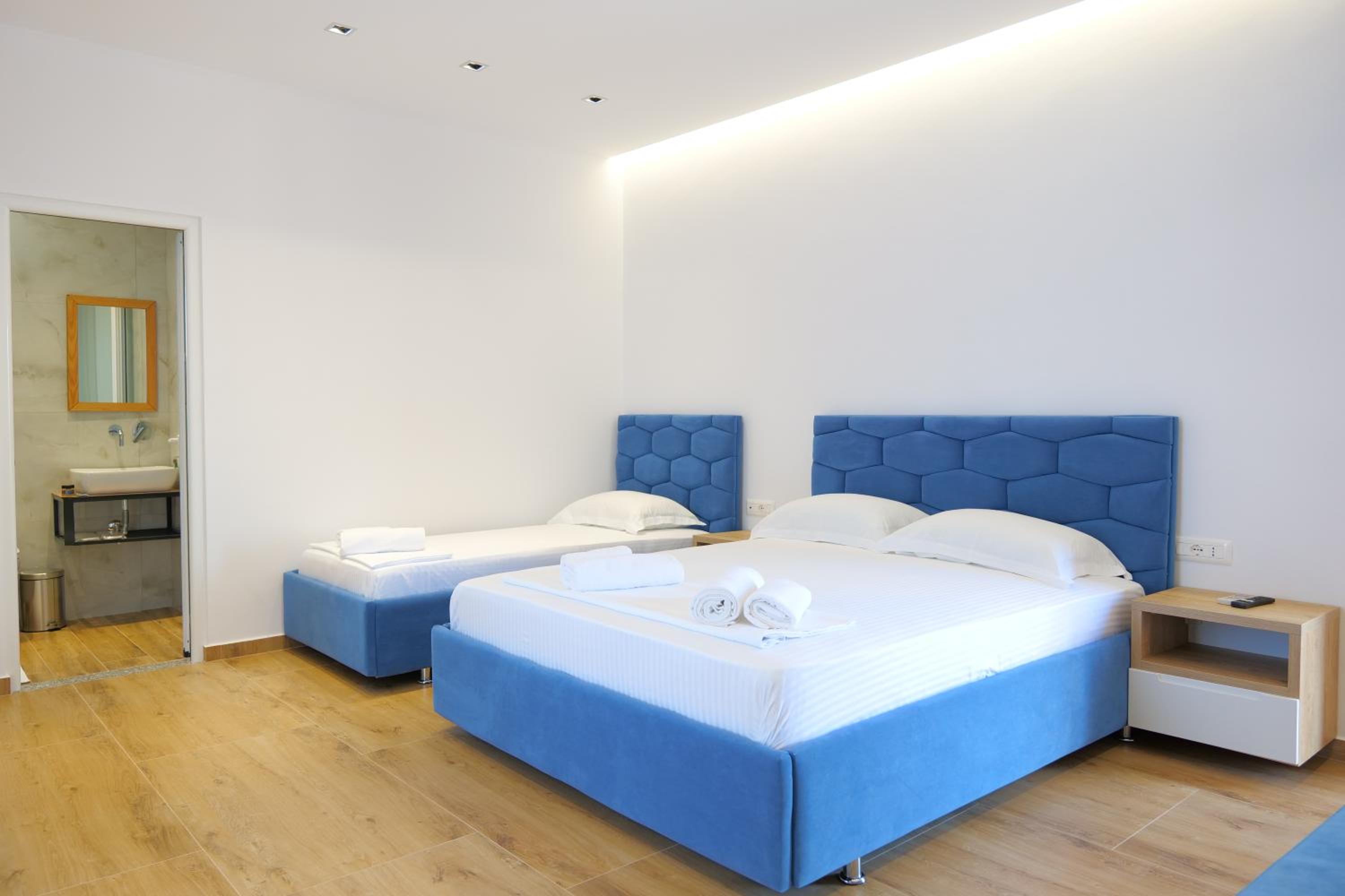 Quadruple Room with Balcony