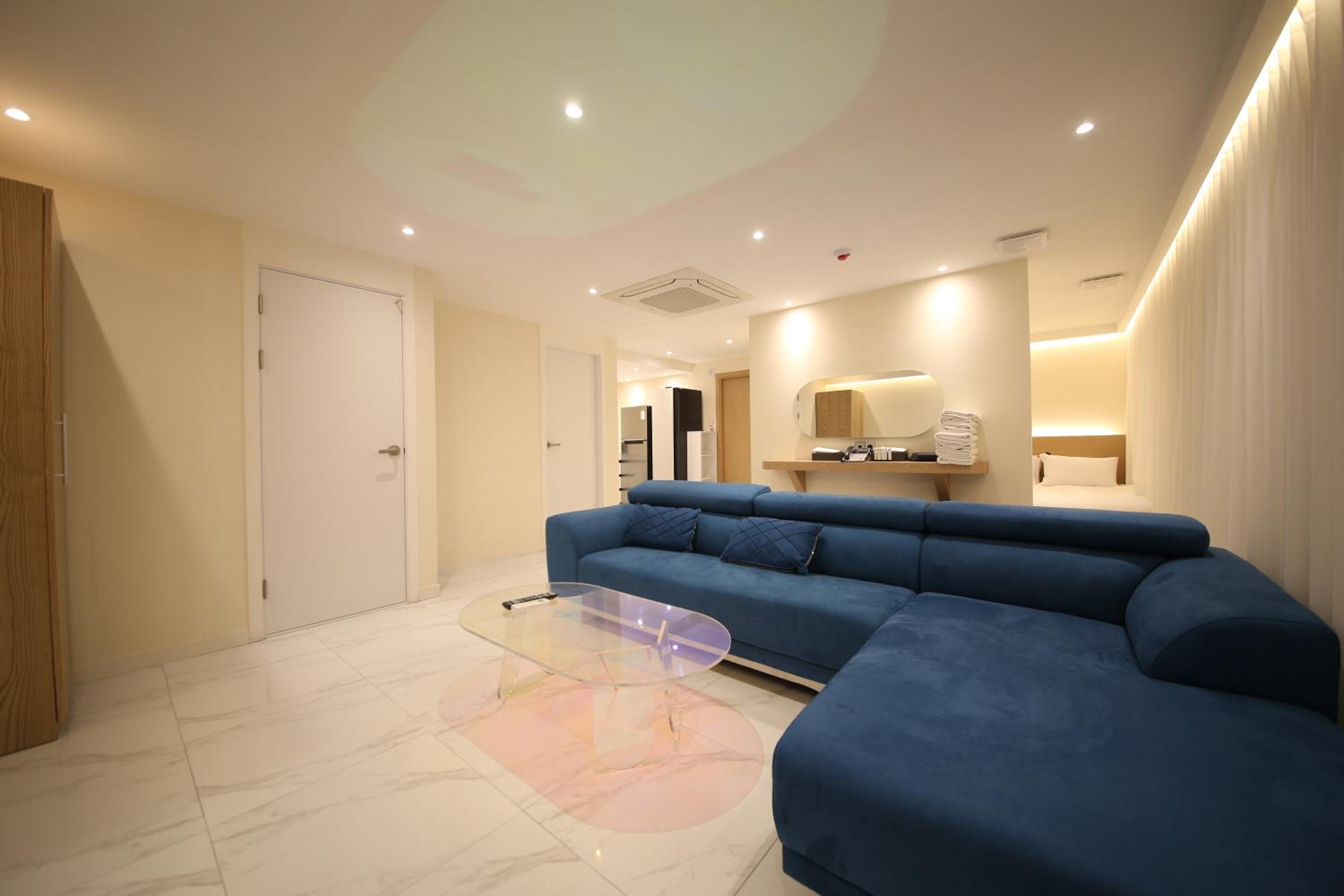 Family Suite - Photo 2