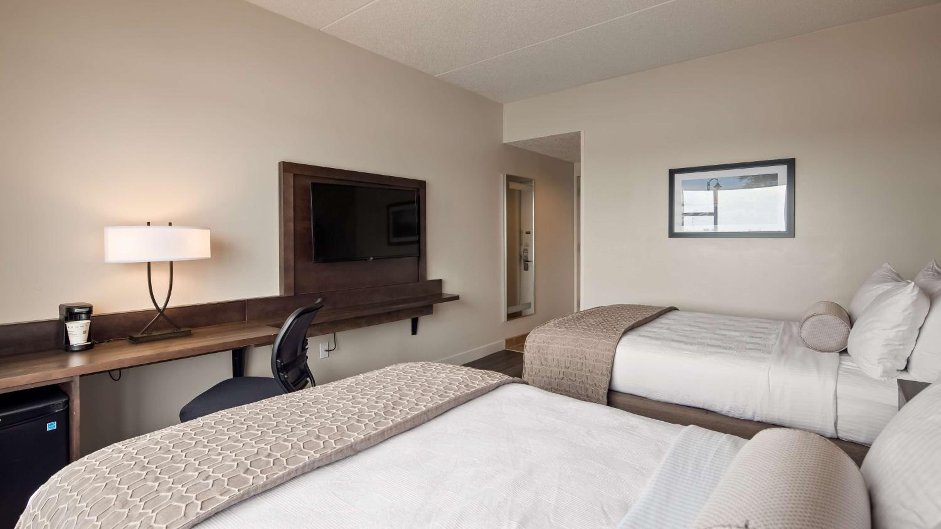 Double Room with Two Double Beds - Non-Smoking - Photo 2