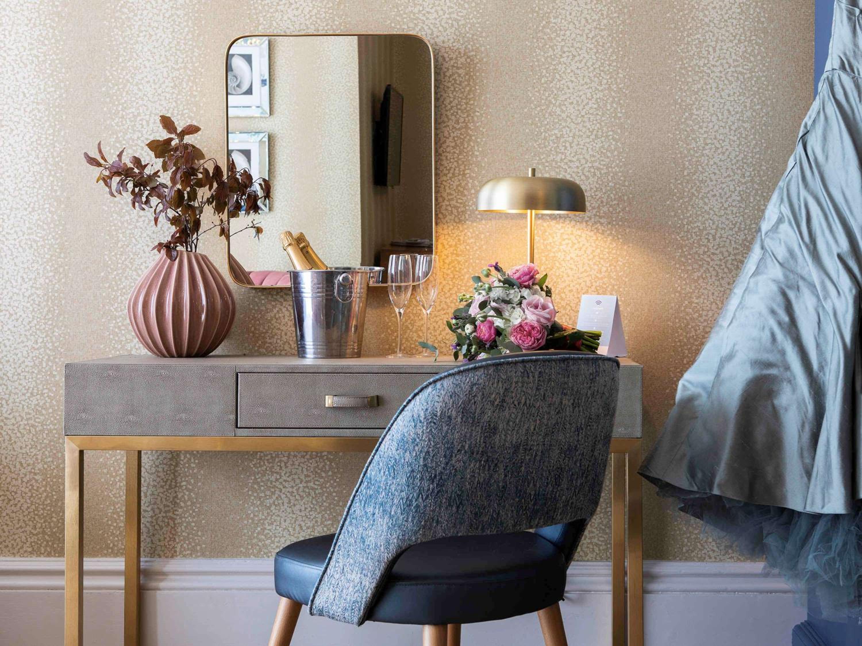Junior Suite - Photo 1