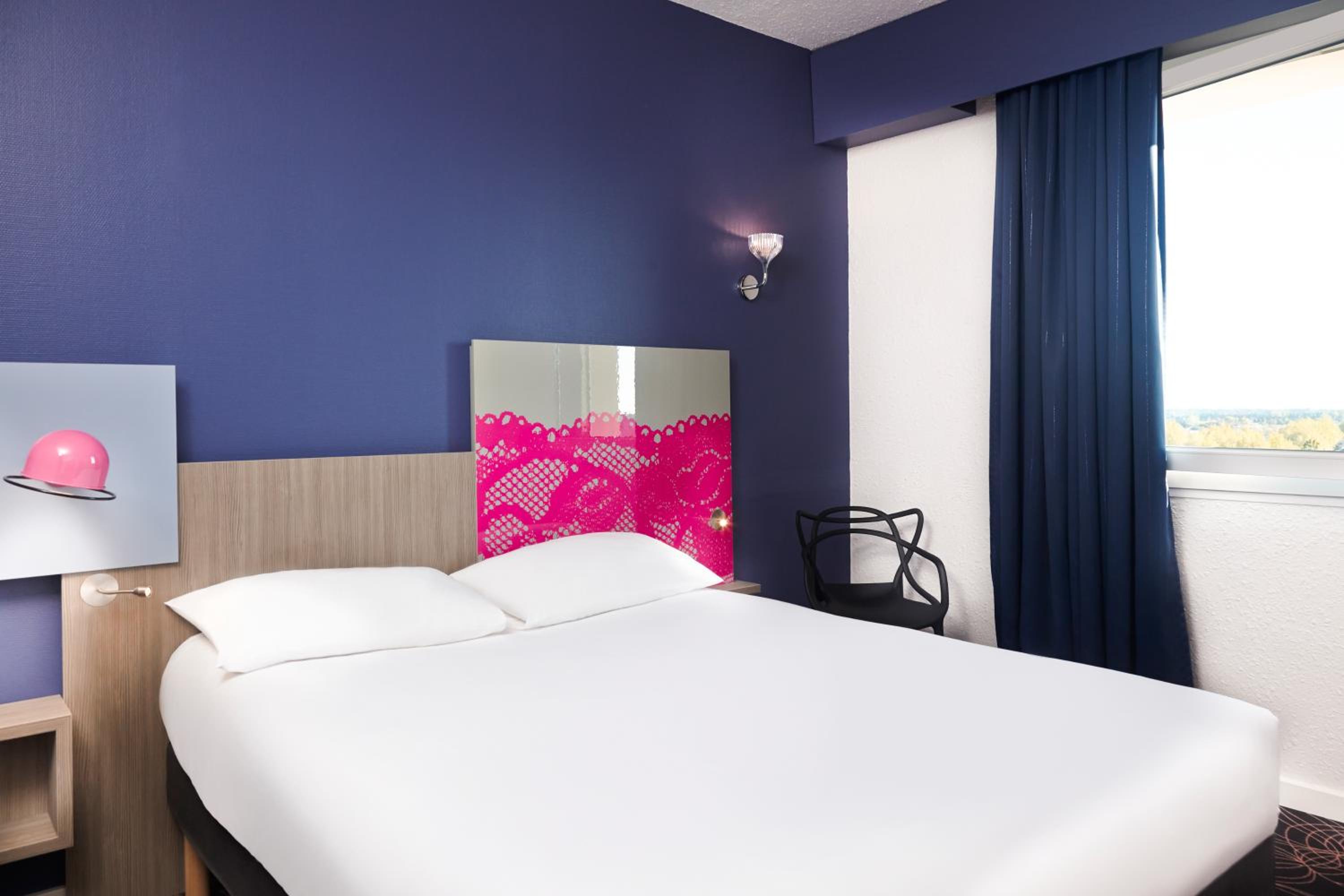 Standard Family Suite with Two Connecting Rooms photo 3