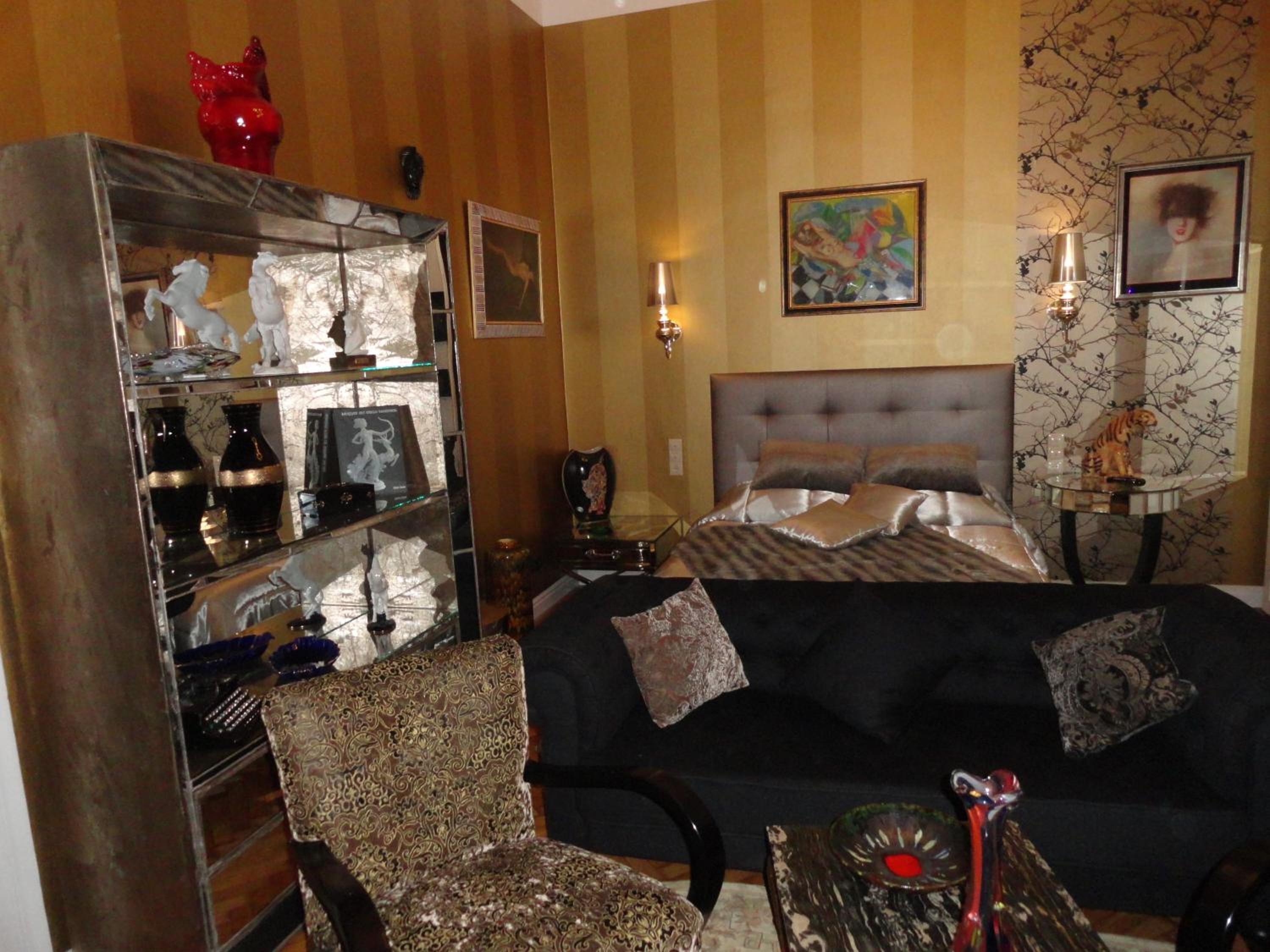 Two-Bedroom Apartment - Photo 92