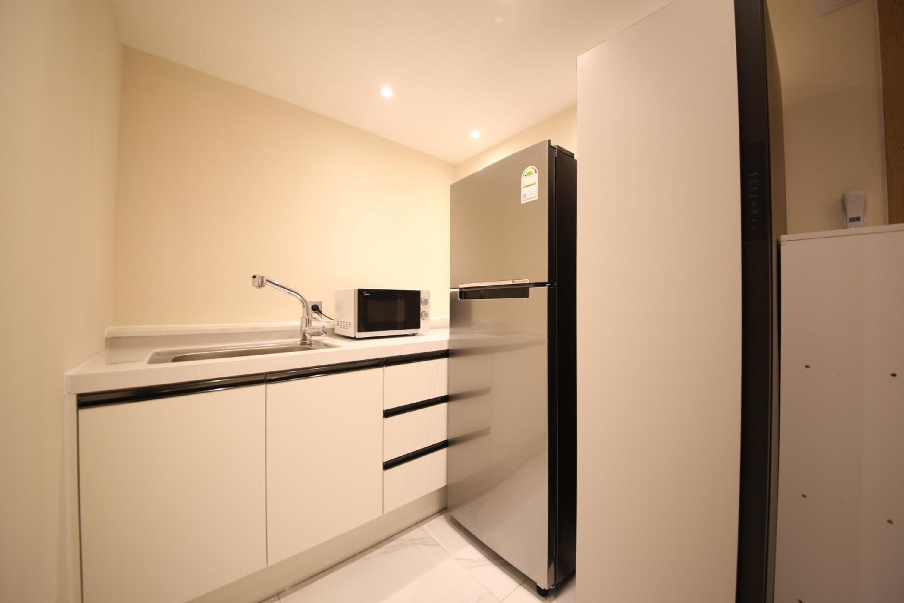 Family Suite - Photo 7
