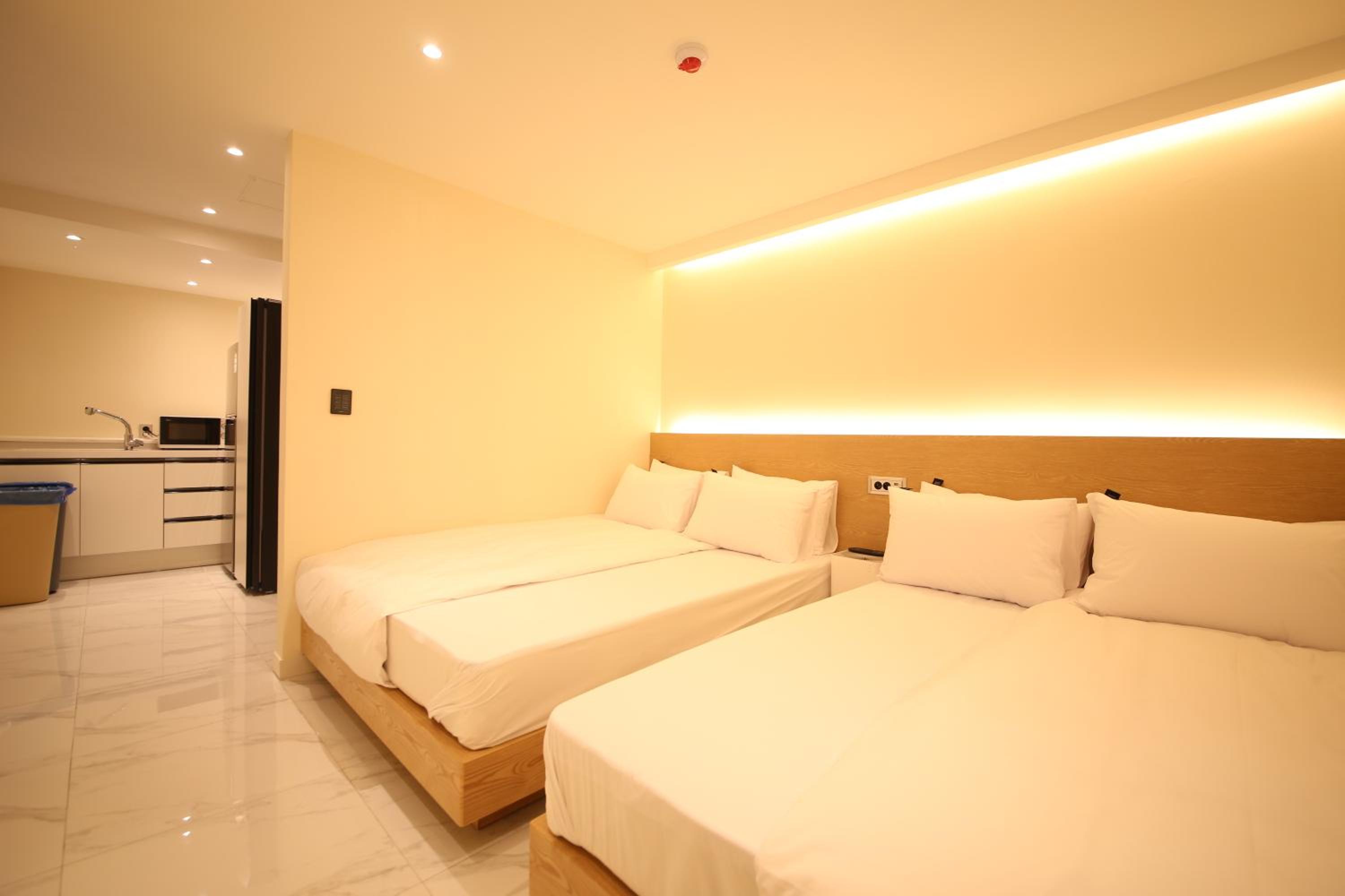 Family Suite - Photo 4