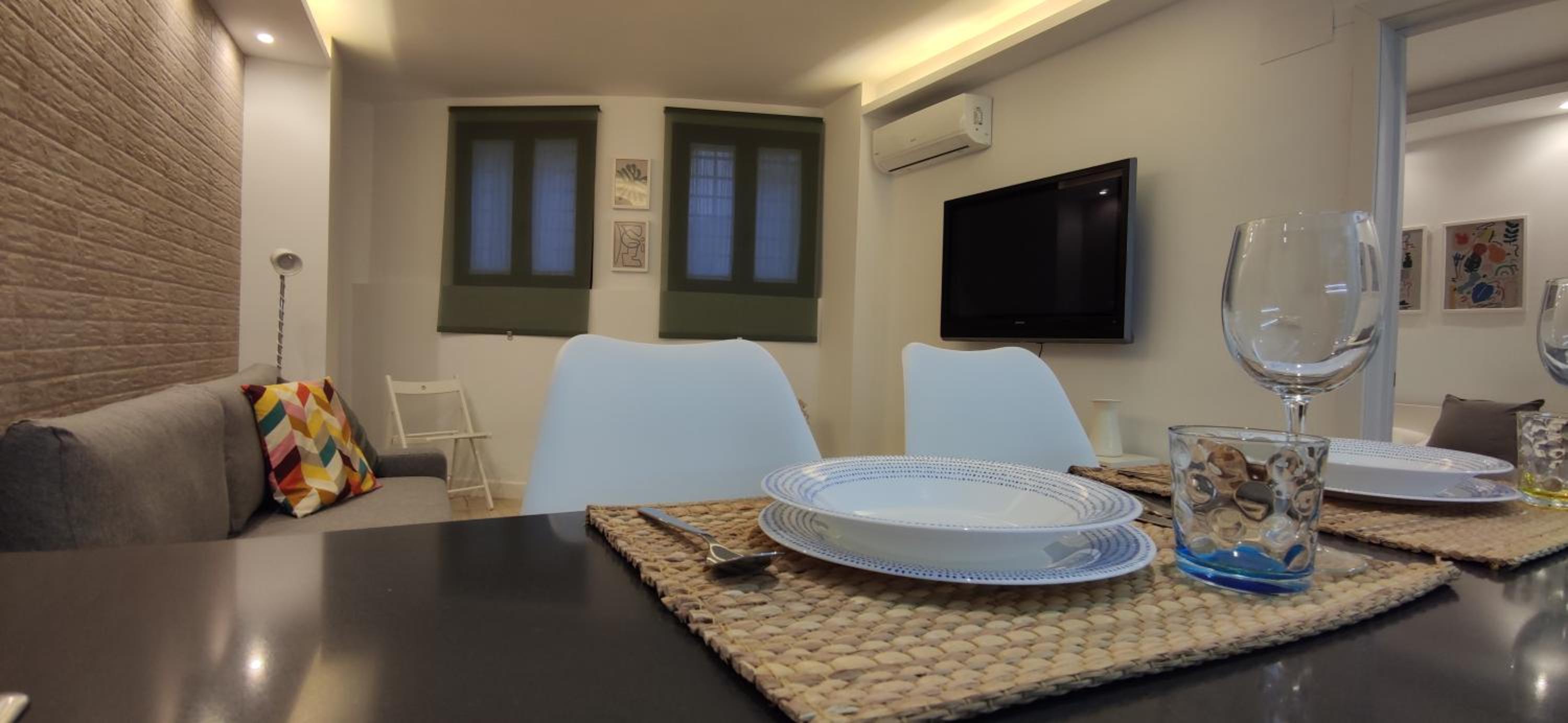 One-Bedroom Apartment - Photo 11