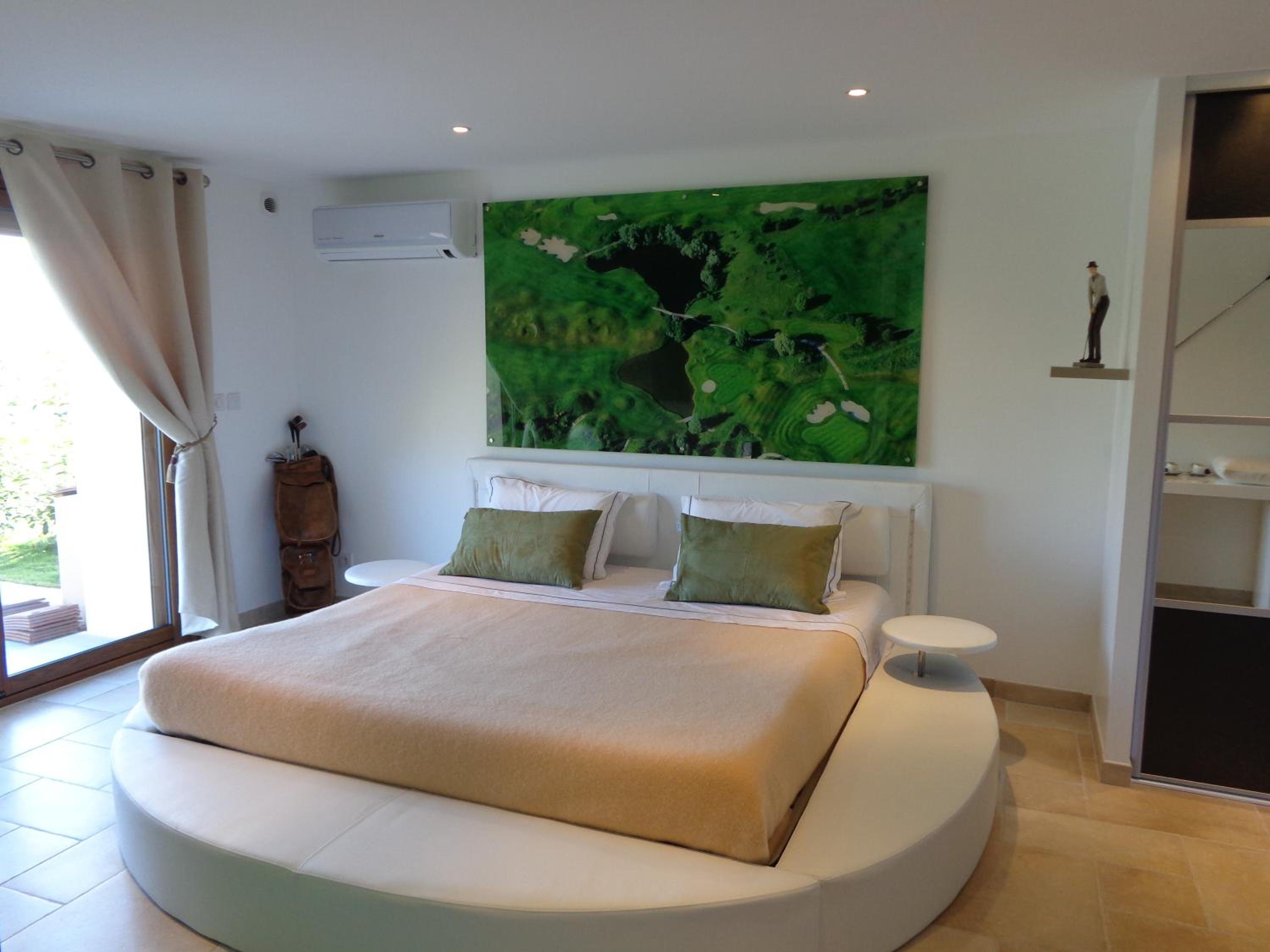 Double Room with Private External Bathroom photo 3
