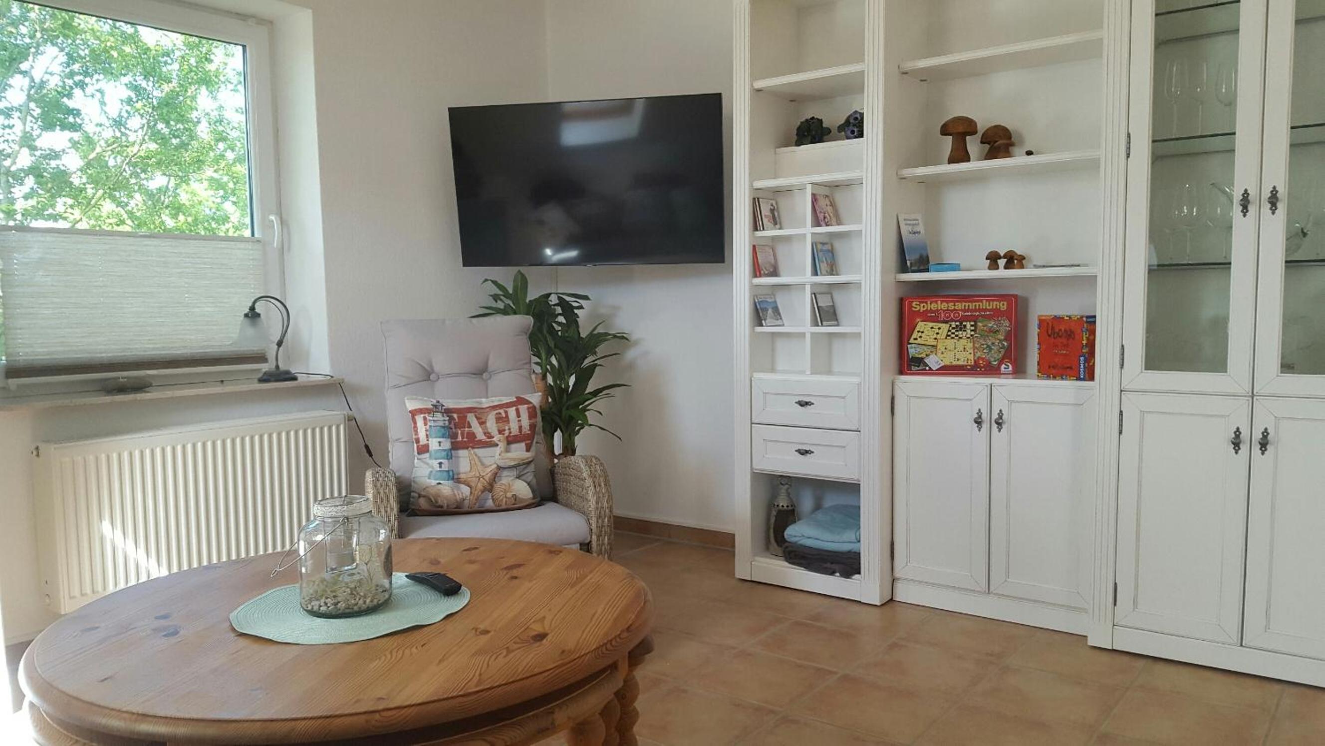 One-Bedroom Apartment - Photo 8