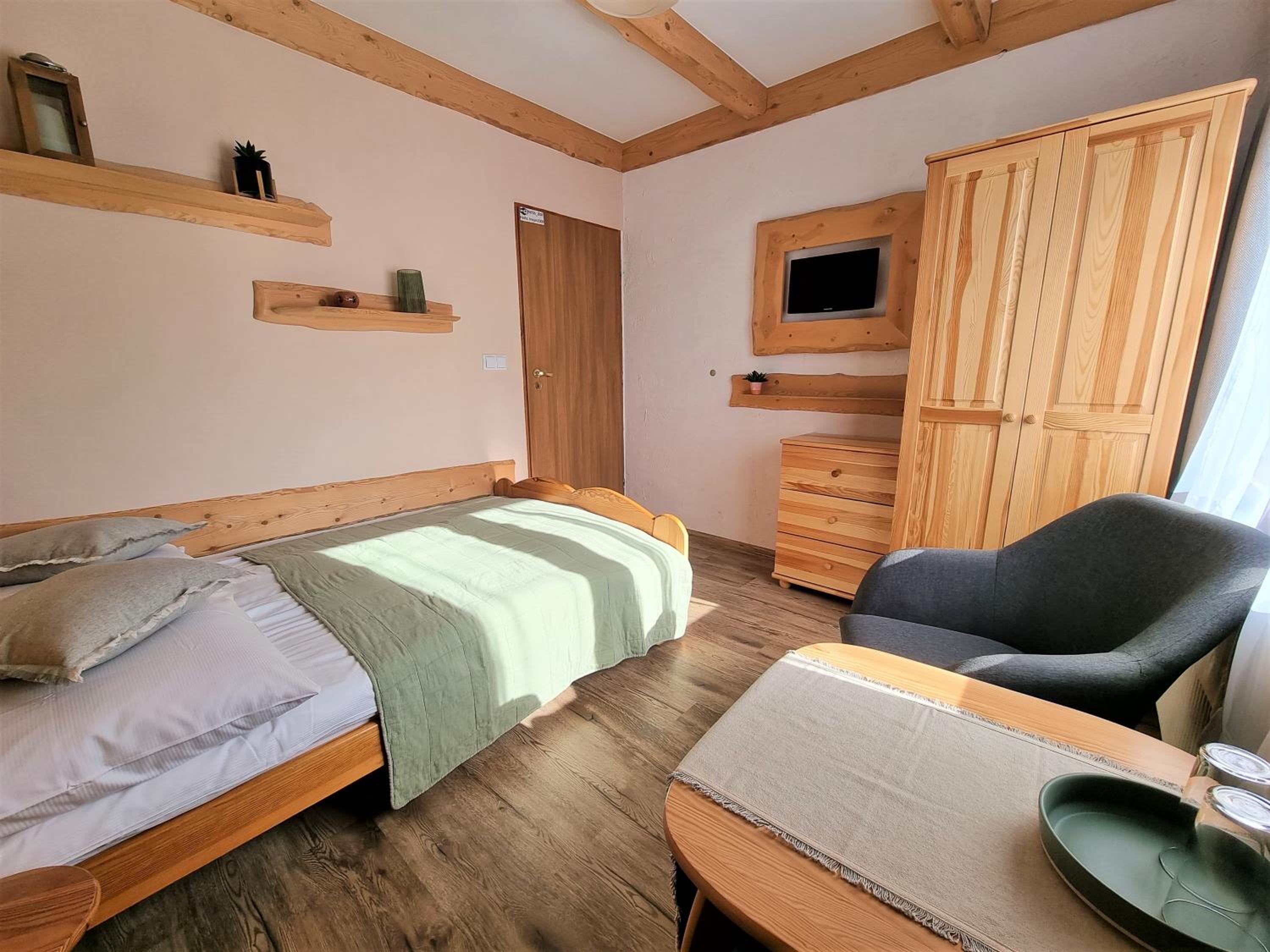 Double Room with Private External Bathroom photo 3