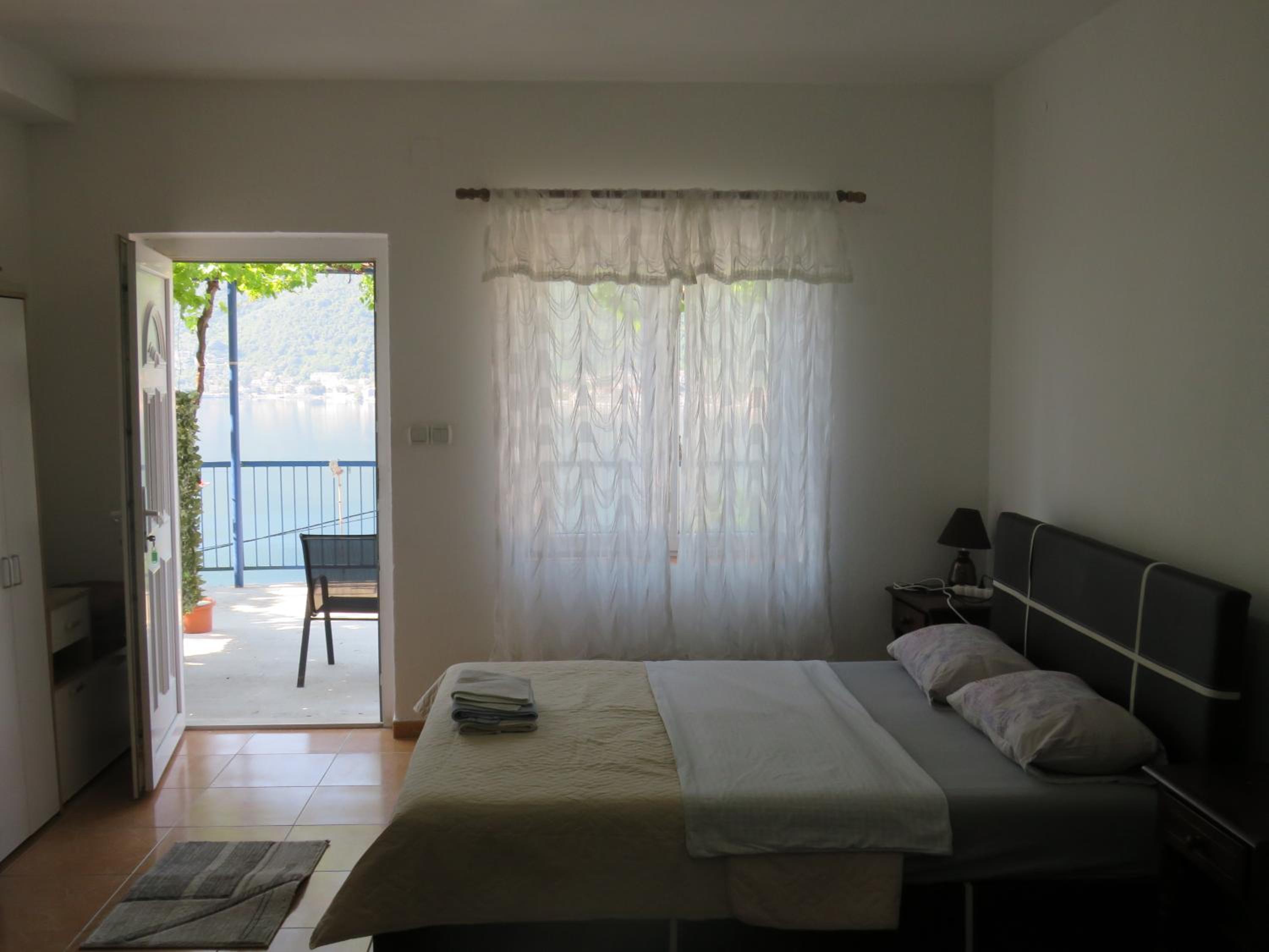 Studio Apartment with Sea View