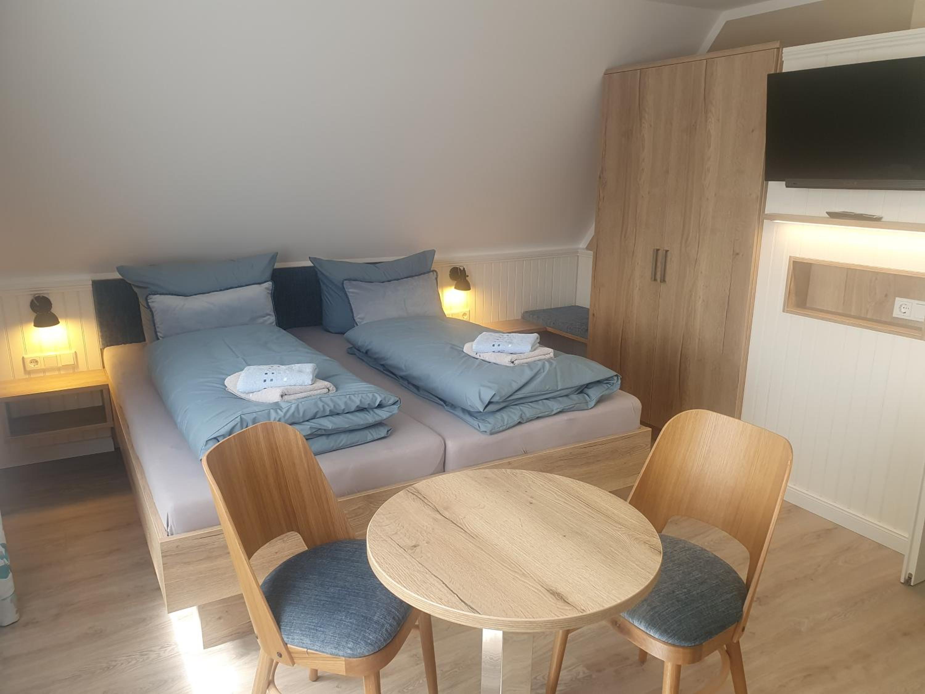 Double Room with Private Bathroom photo 1