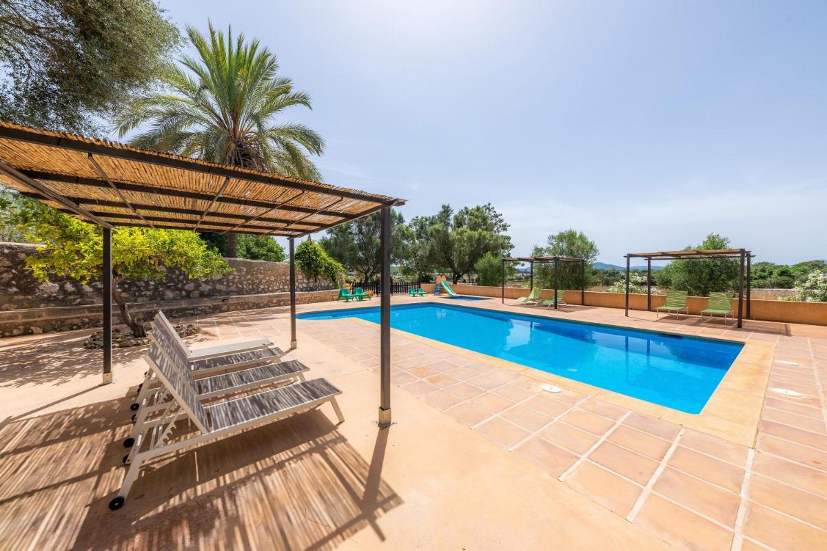 Villa photo 1