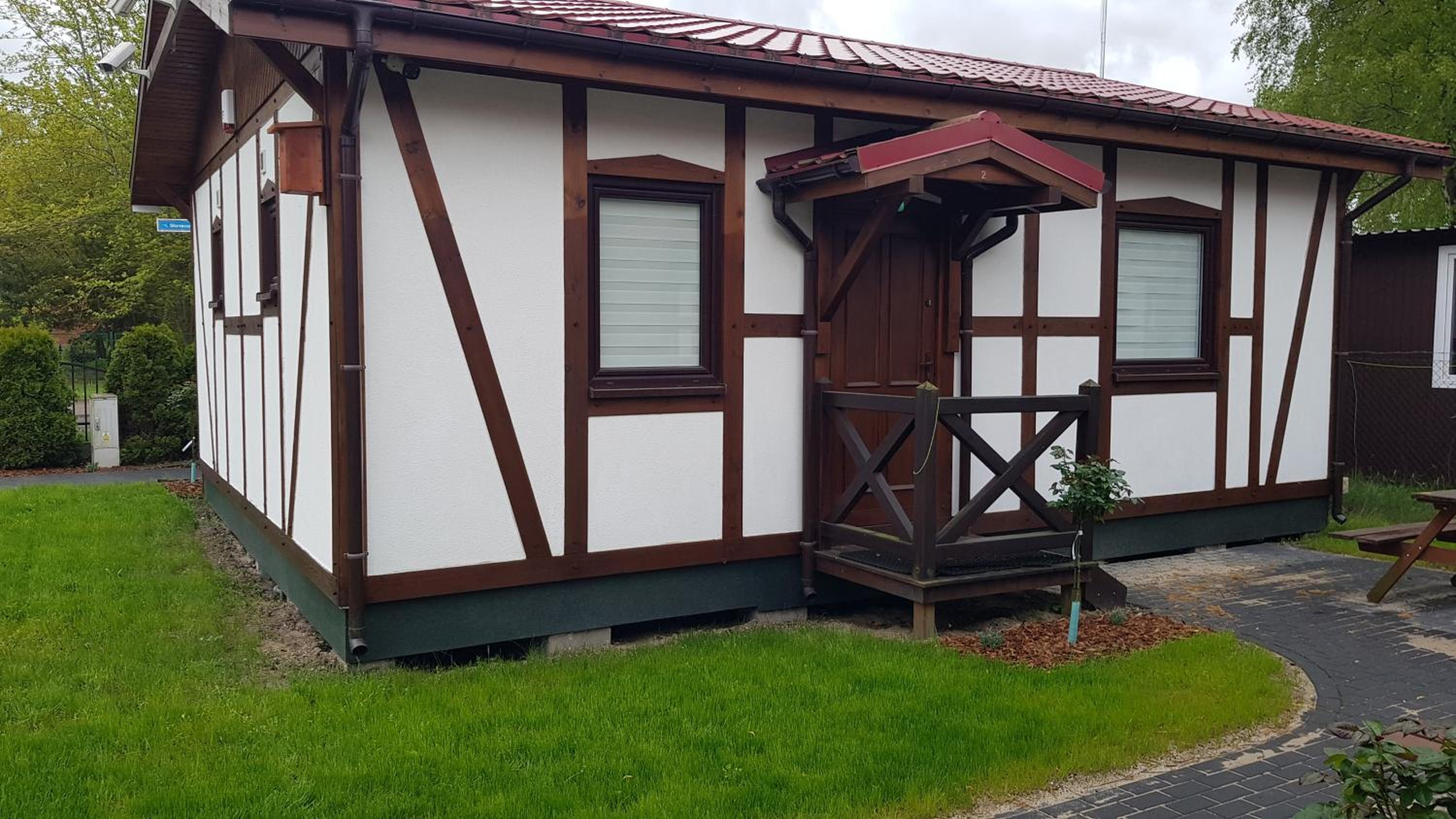 One-Bedroom House - Photo 29