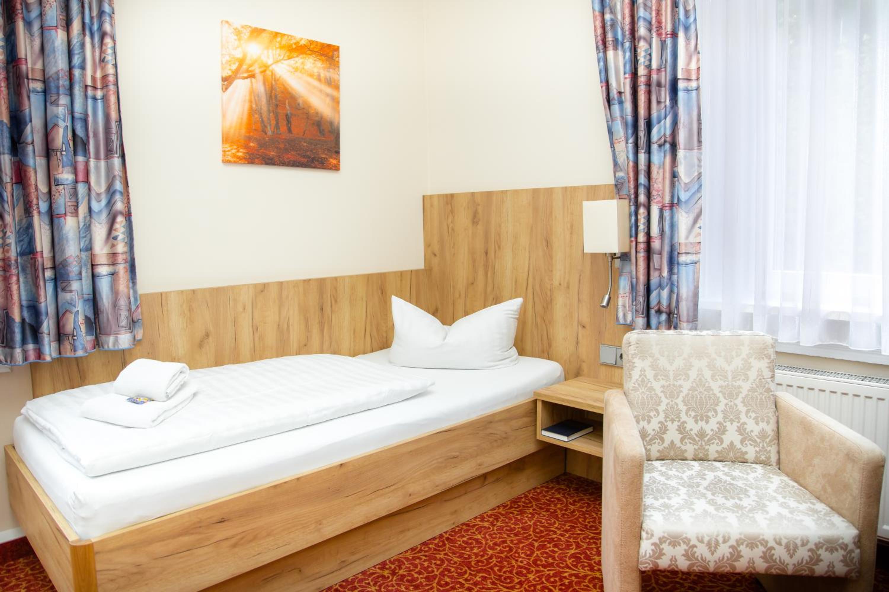 Single Room photo 1