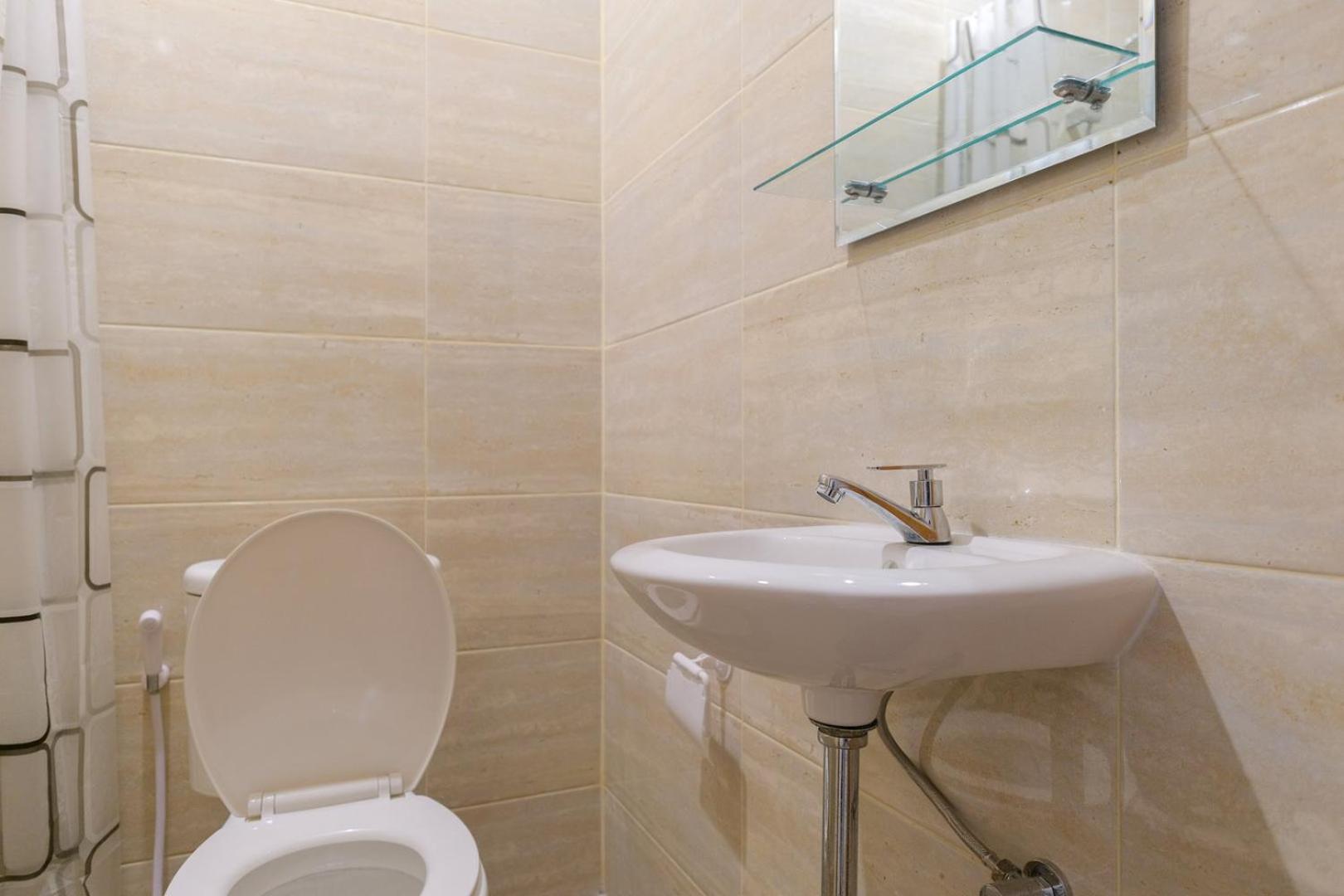 Standard Double Room - Photo 6
