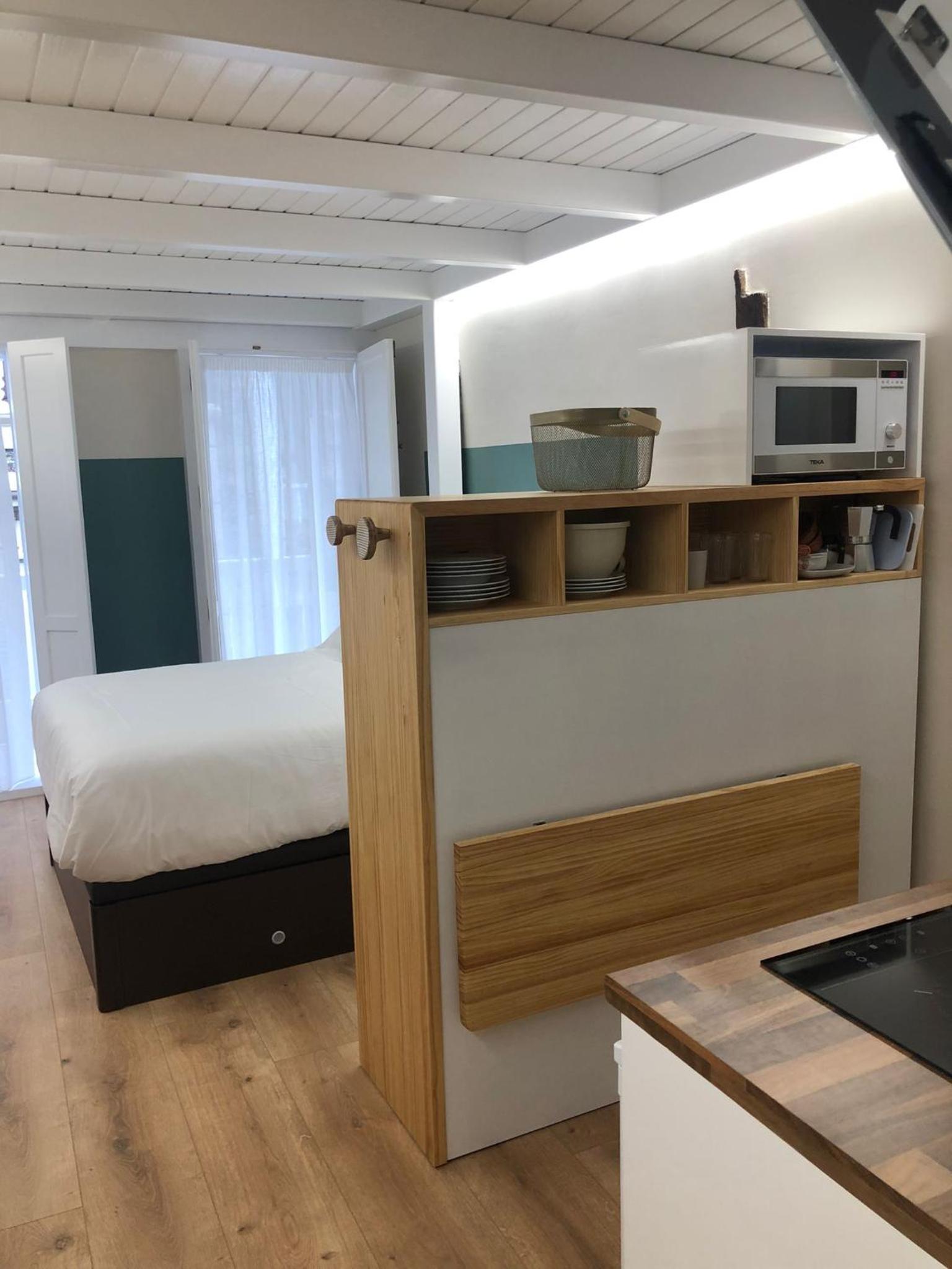 One-Bedroom Apartment - Photo 33