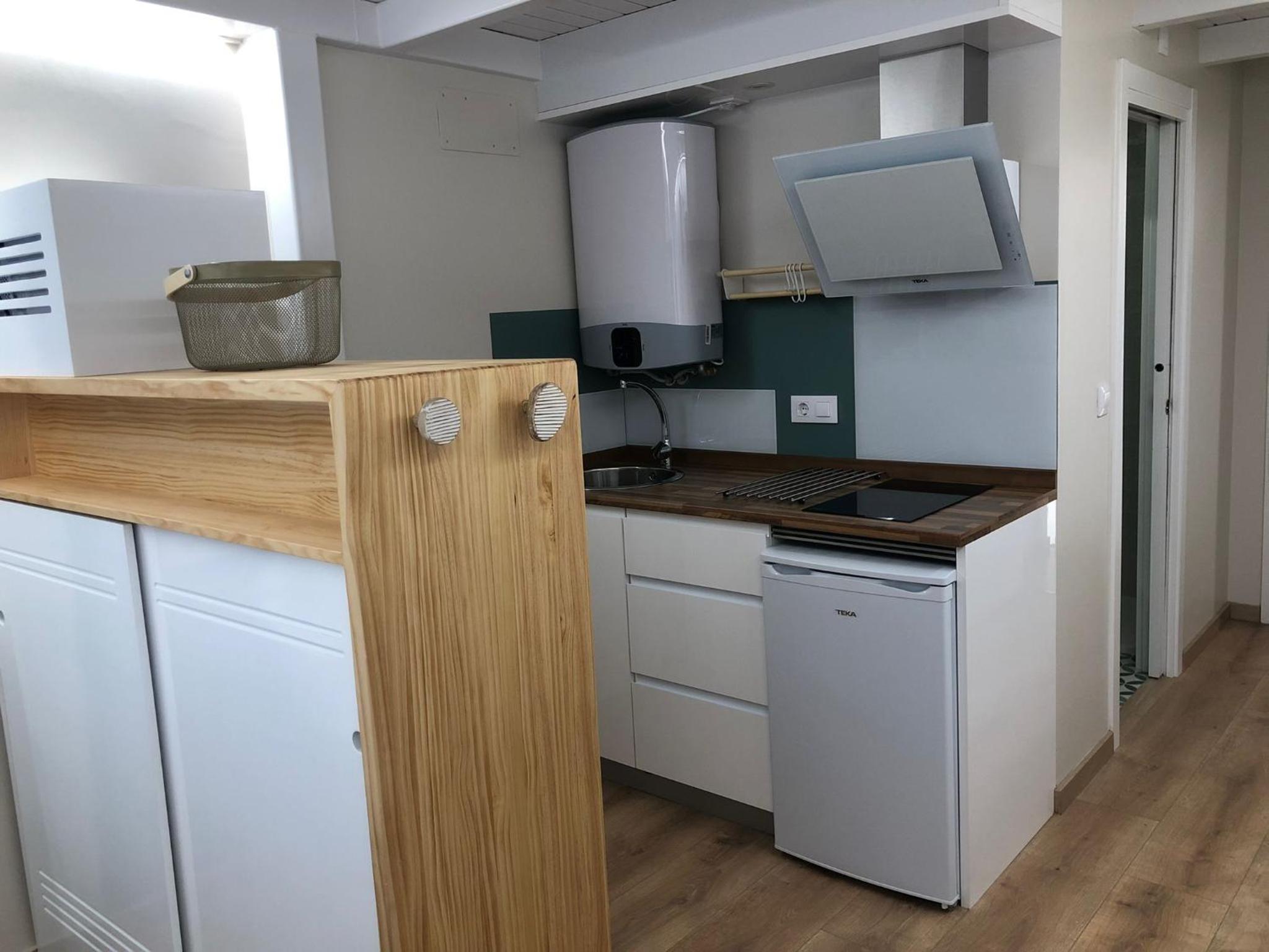 One-Bedroom Apartment - Photo 35
