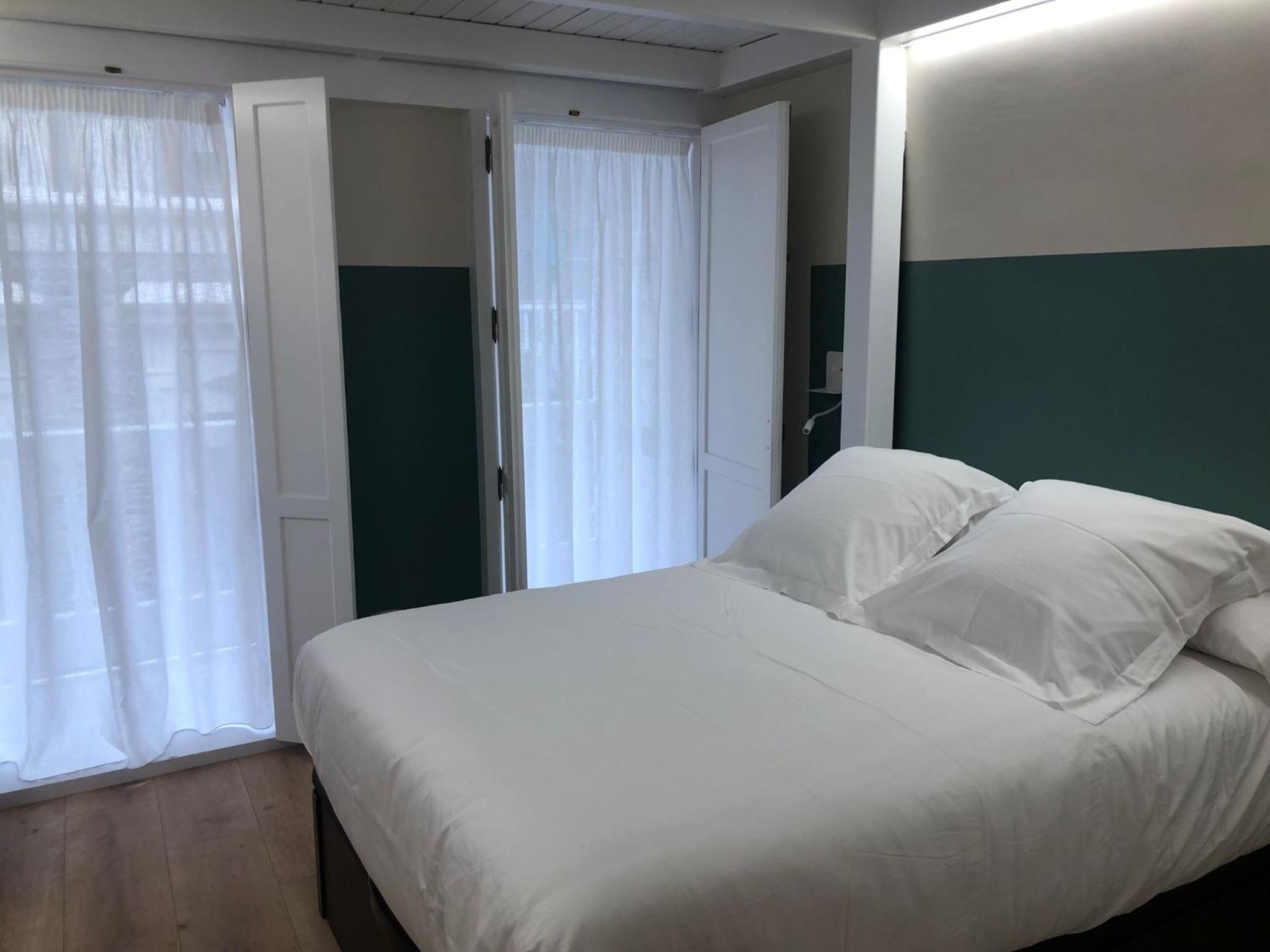 One-Bedroom Apartment - Photo 14
