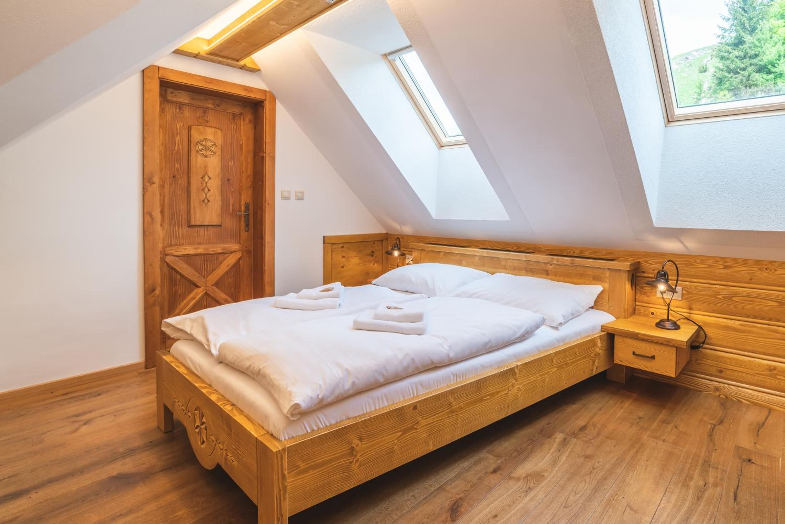 Loft - Photo 1