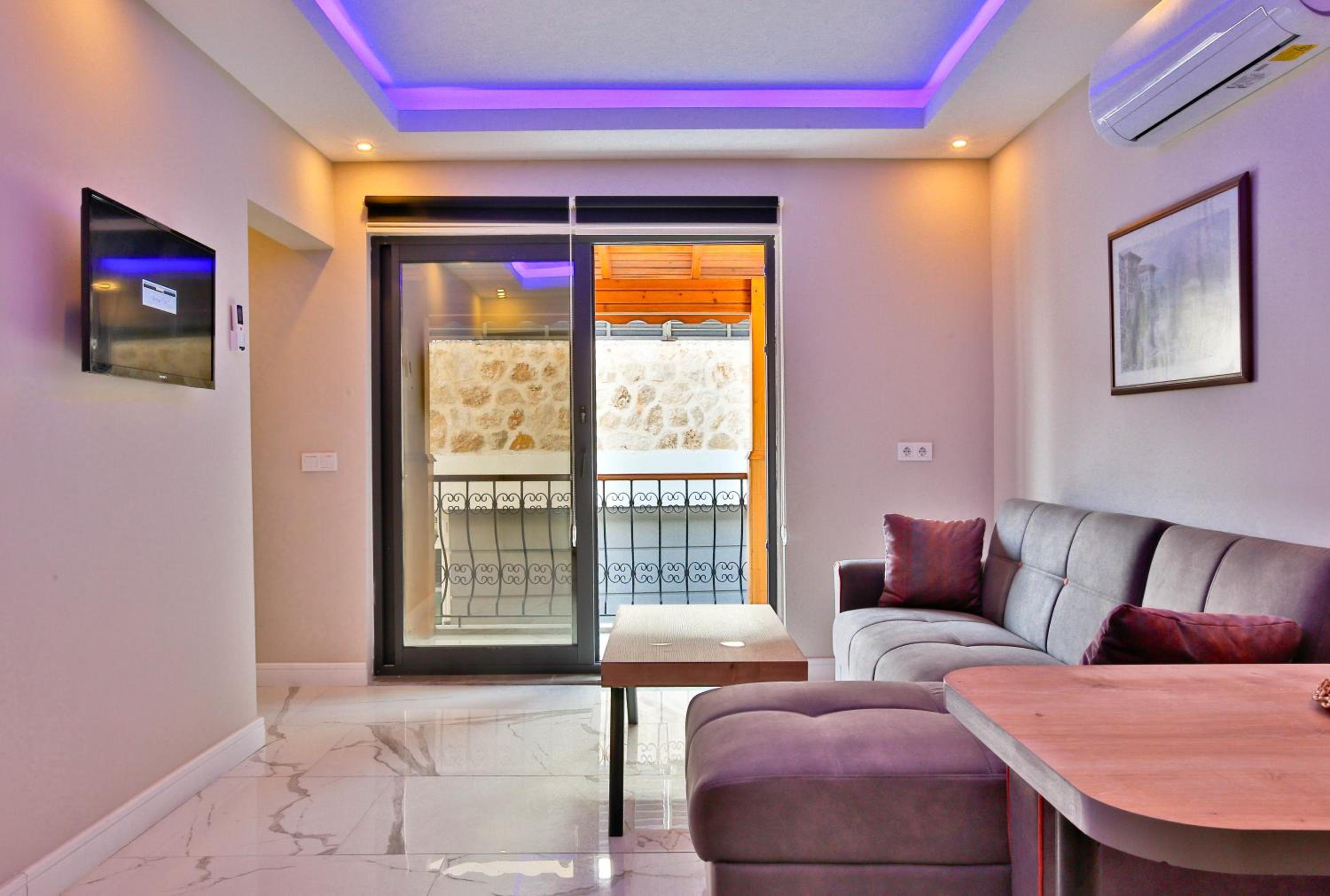 Apartment with Pool View  - Photo 43
